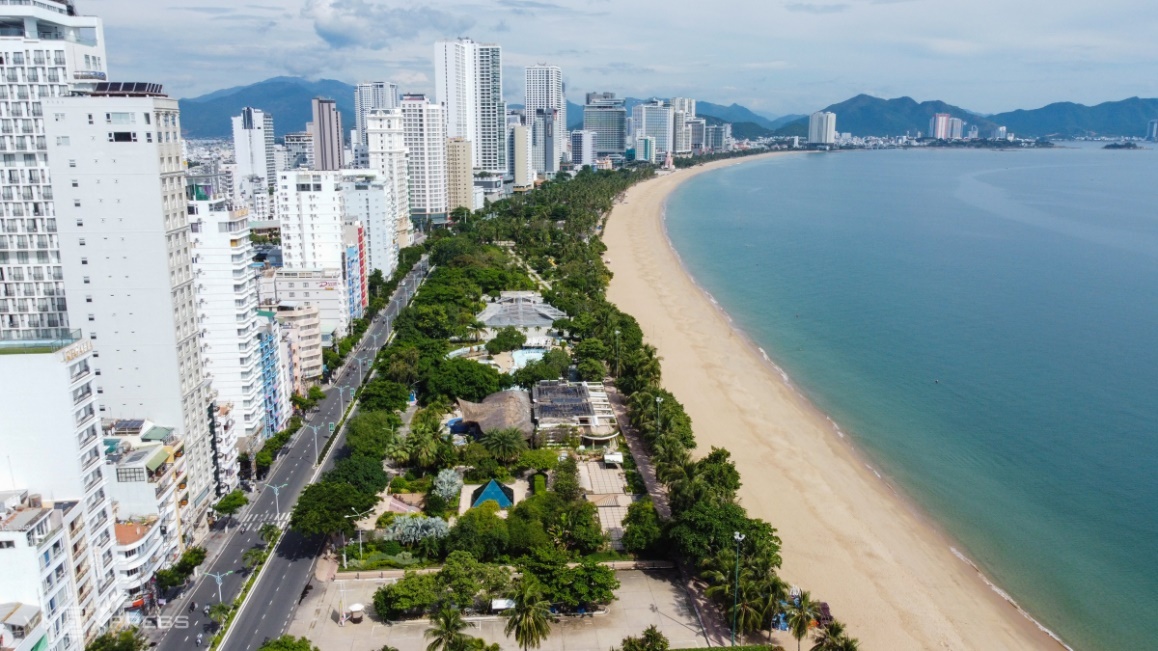 Grand Mark Nha Trang anh 1