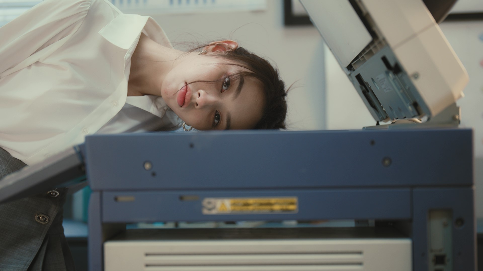 Trúc Nhân ra MV mới ảnh 1 Truc Nhan ra MV moi anh 1