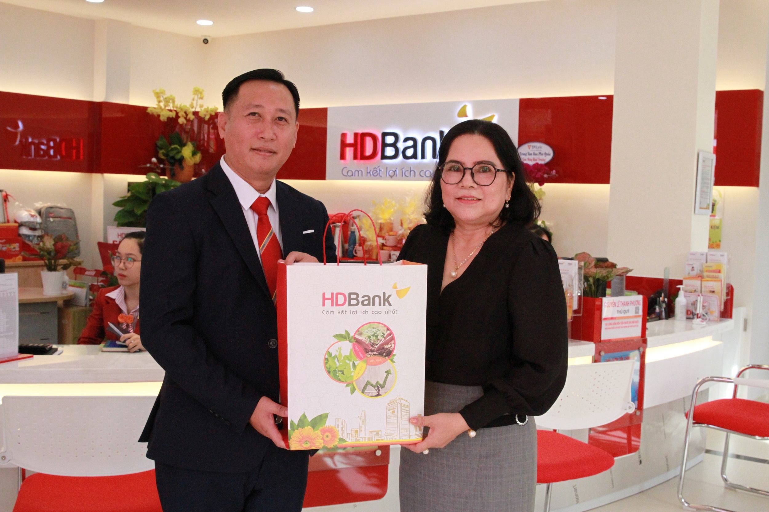 HDBank khai truong chi nhanh tai Phu Quoc hinh anh