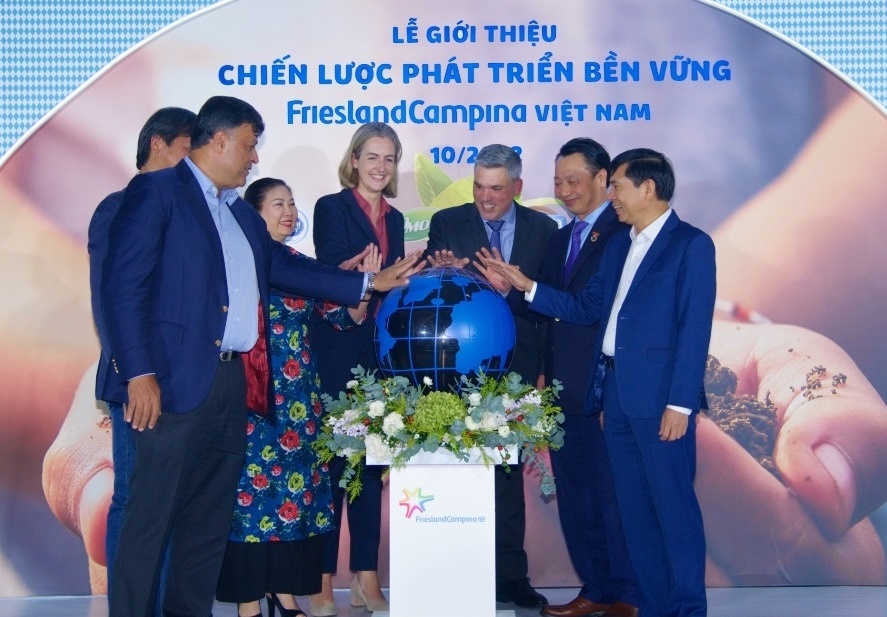 4 trong tam phat trien ben vung cua FrieslandCampina Viet Nam hinh anh