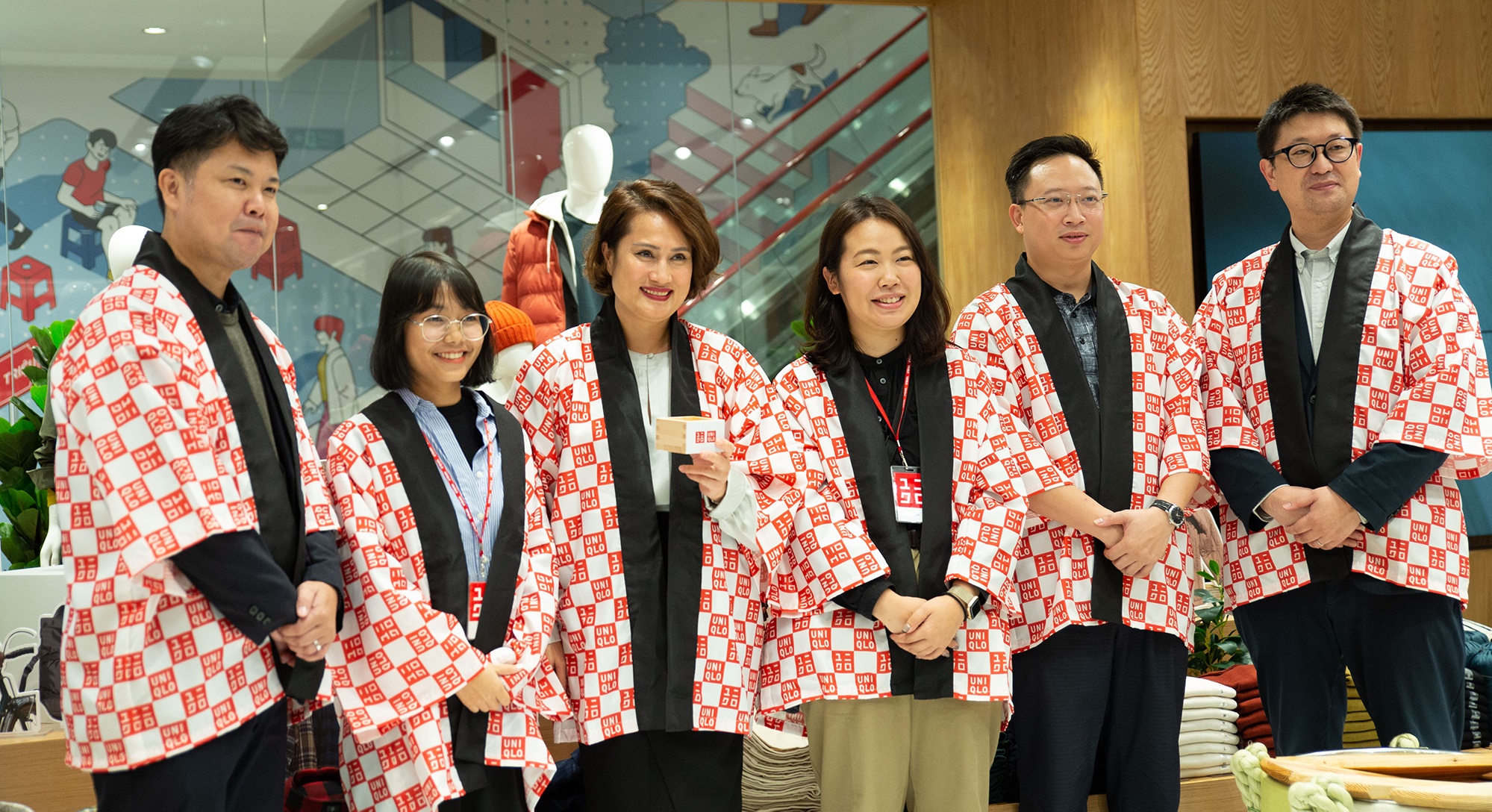 Uniqlo ảnh 30 Uniqlo anh 30