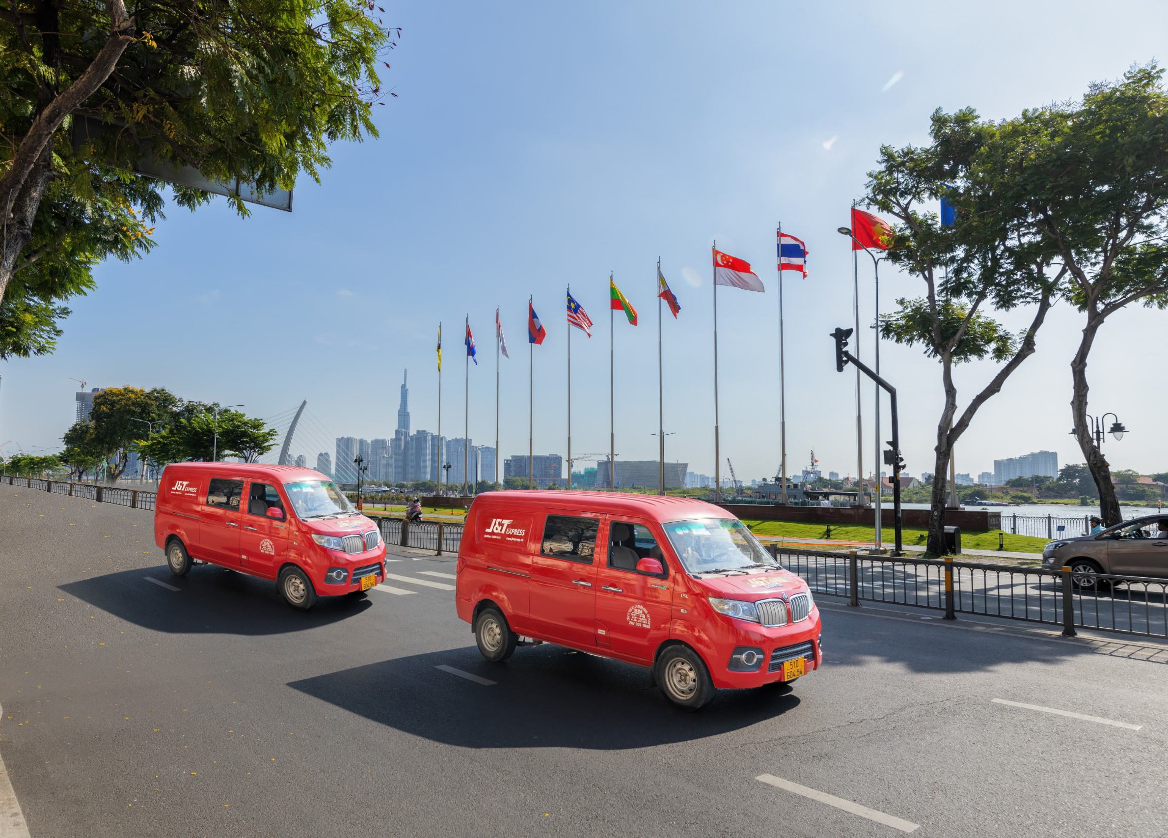 J&T Express duoc ua chuong anh 2