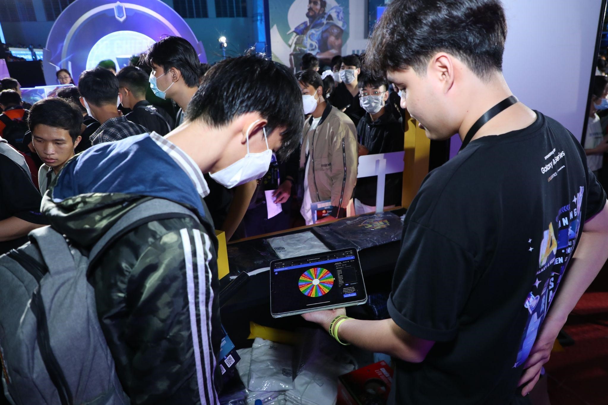 Toc Chien chung ket anh 3