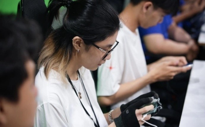 Samsung mo rong 'san dau' game, tiep tuc nang tam eSports Viet hinh anh