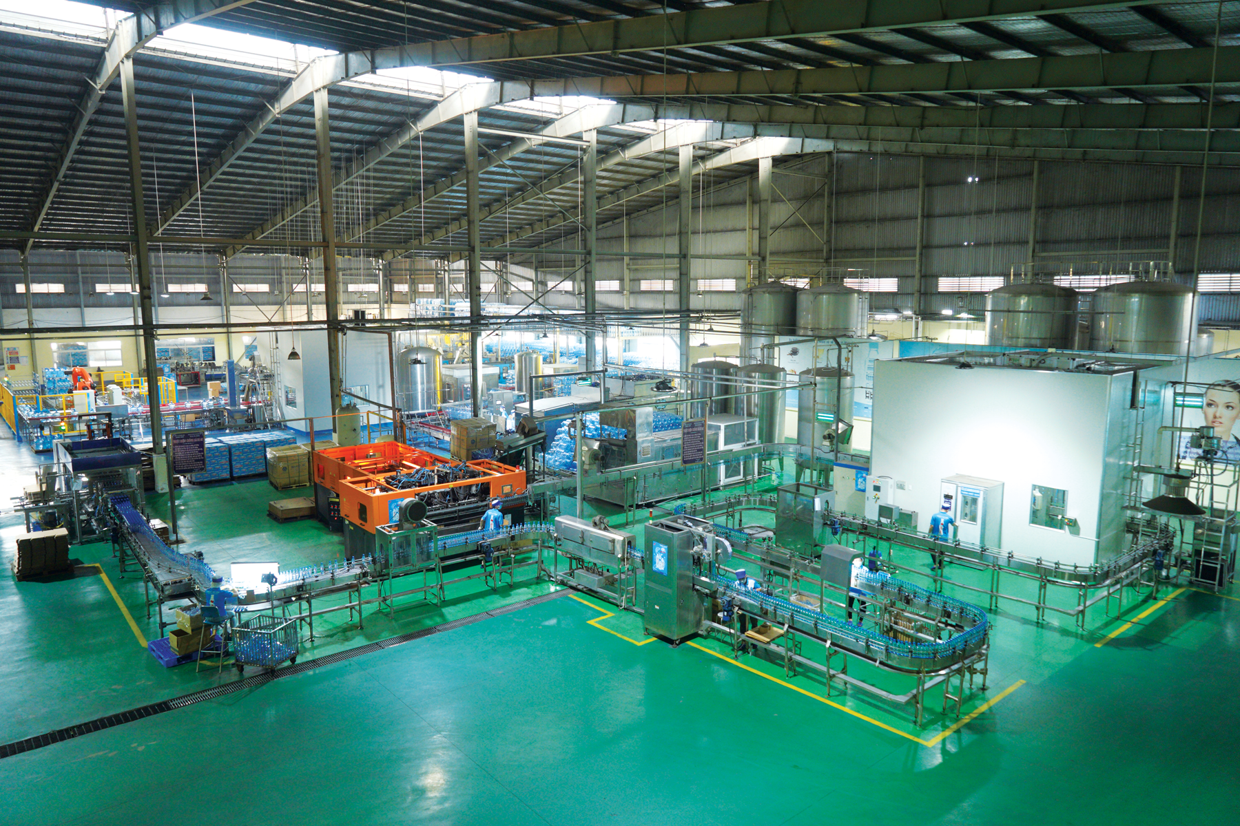 Nuoc Hoang Minh anh 3