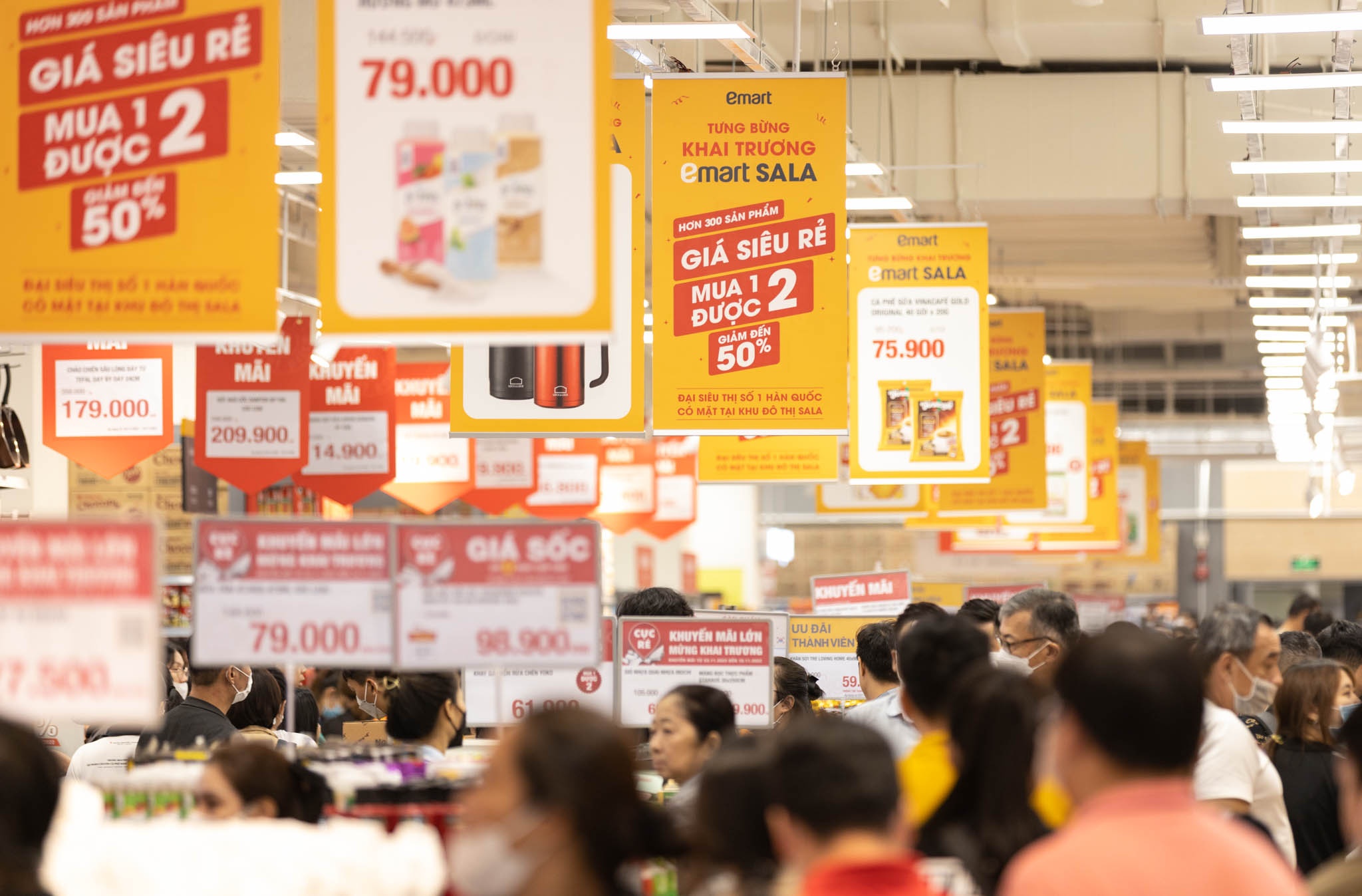 Emart Sala khai truong anh 3