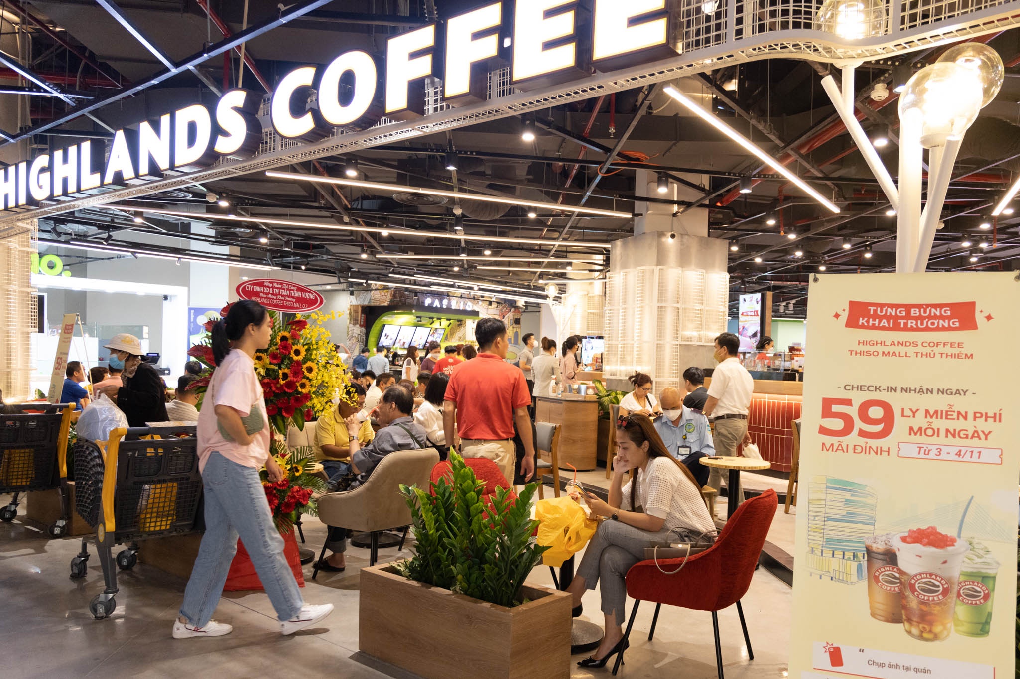 Emart Sala khai truong anh 19