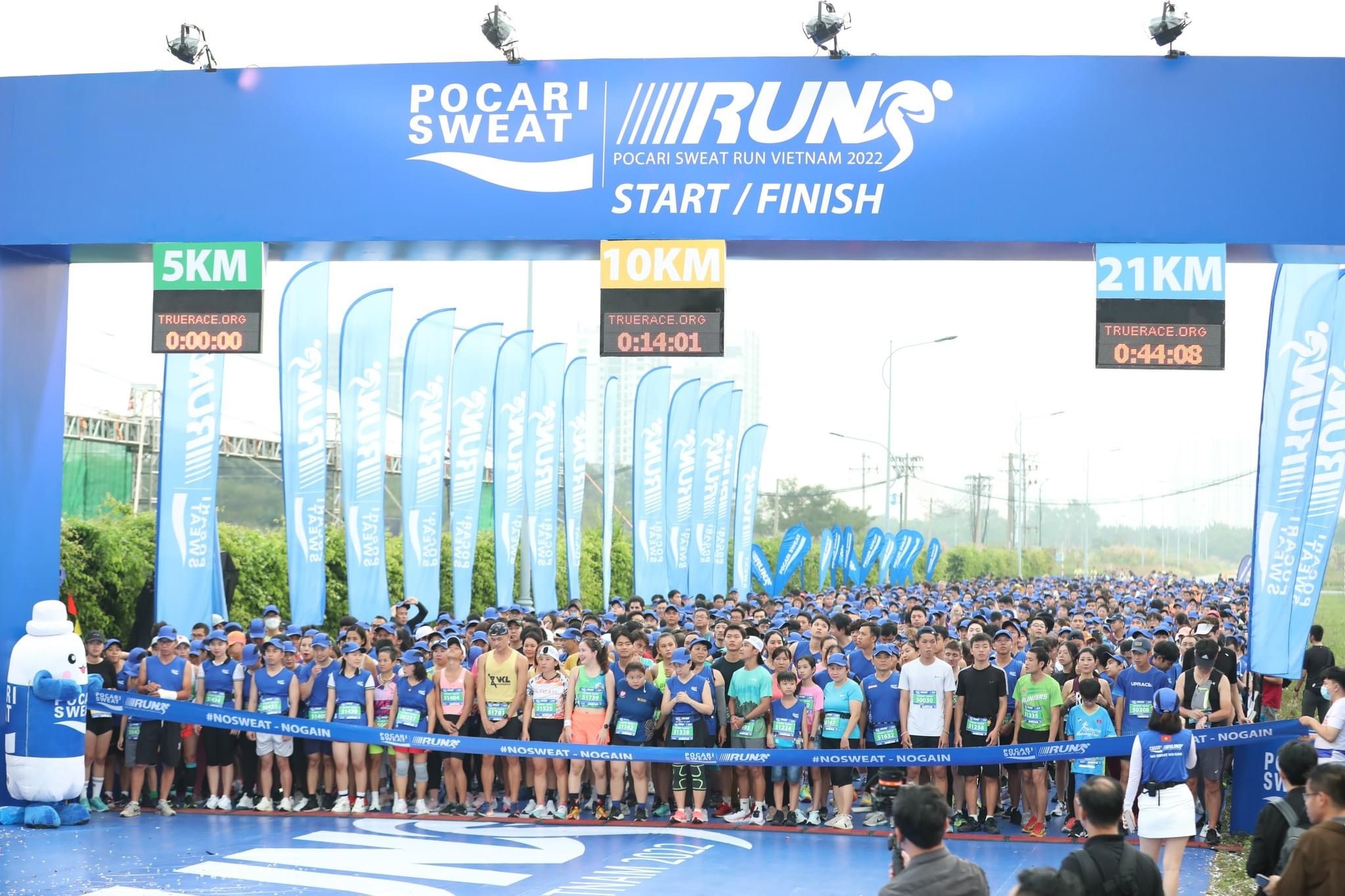 Pocari Sweat Run lan toa gia tri the thao den 6.000 van dong vien hinh anh