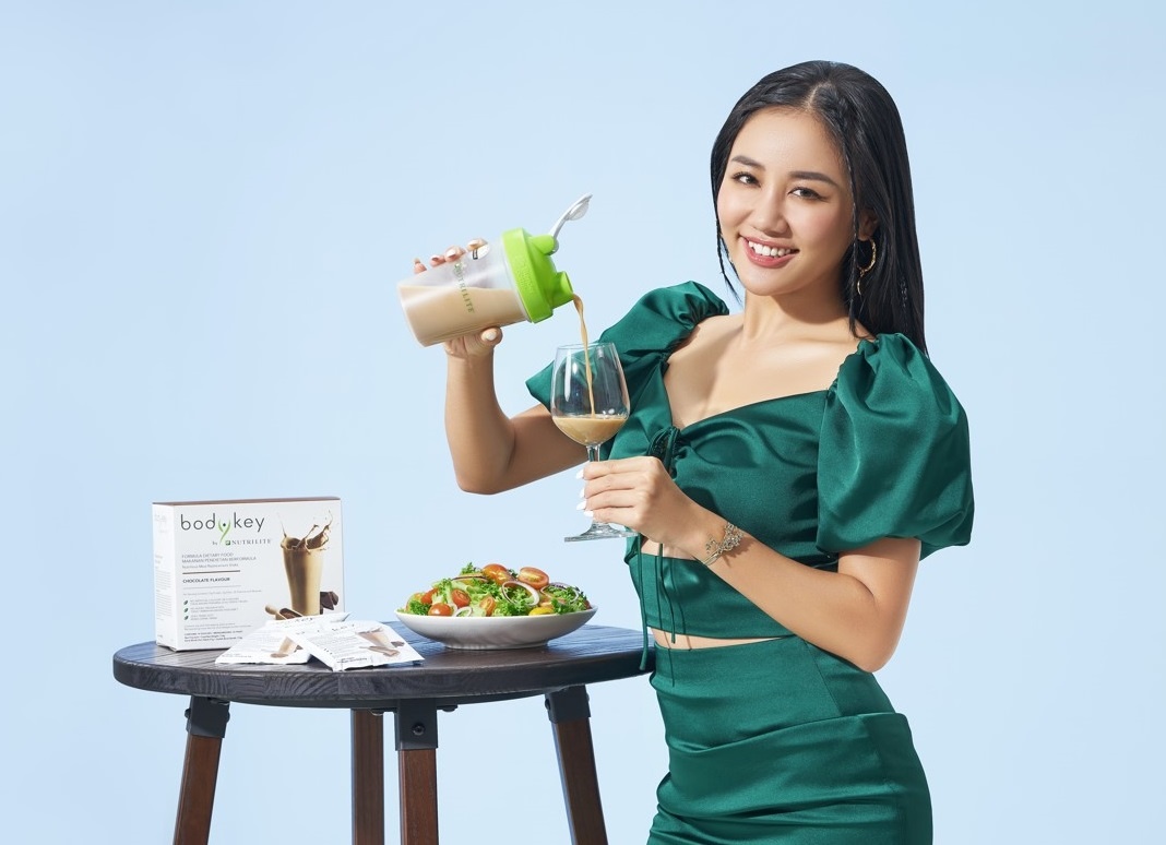 Van Mai Huong, Trung Quan Idol chia se phuong phap quan ly can nang hinh anh