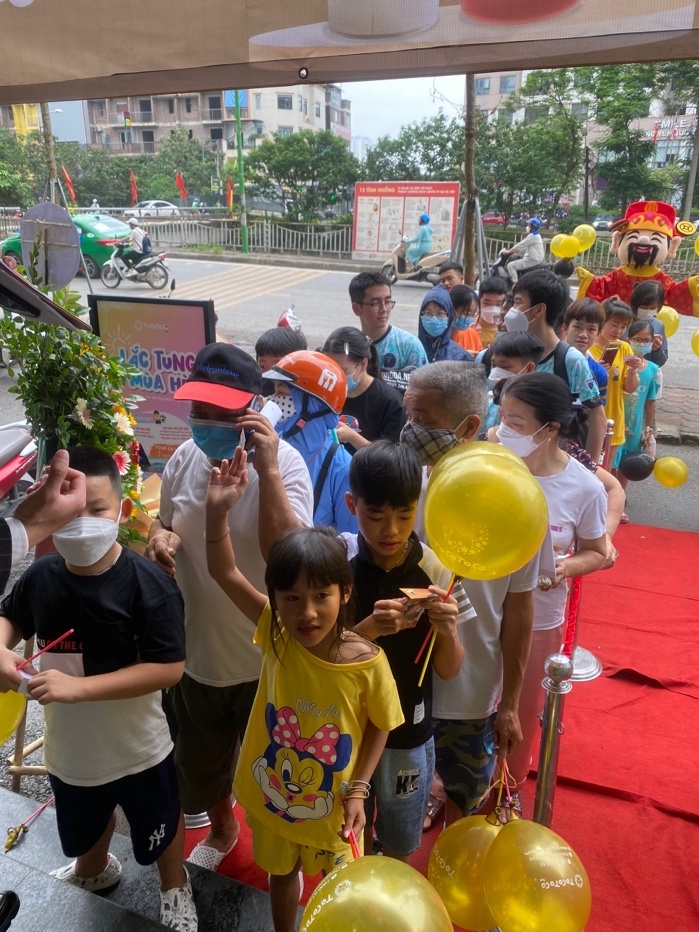 ToCoToCo,  tang iPhone 14 anh 3