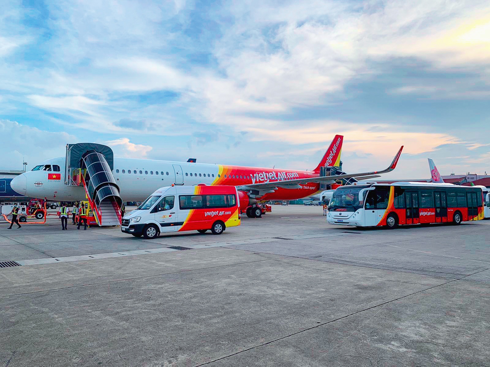Vietjet anh 2