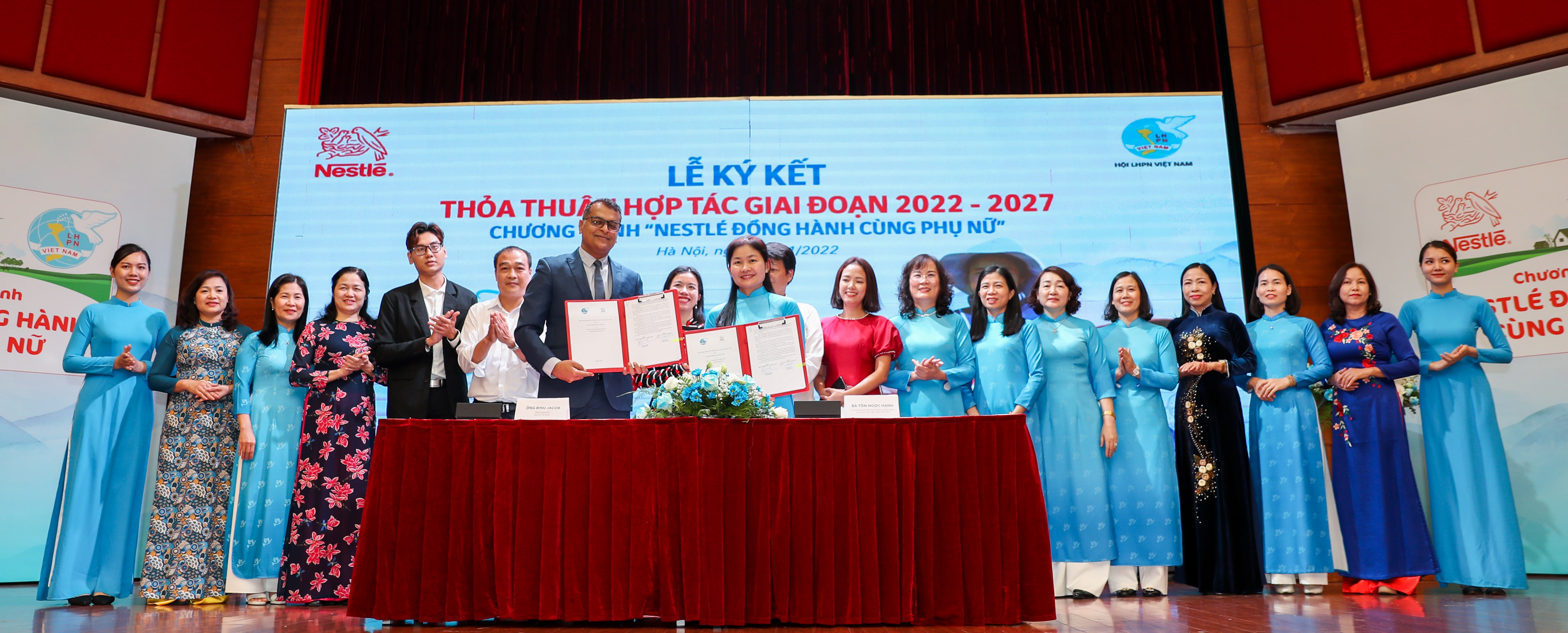 Phu nu lam kinh te anh 1