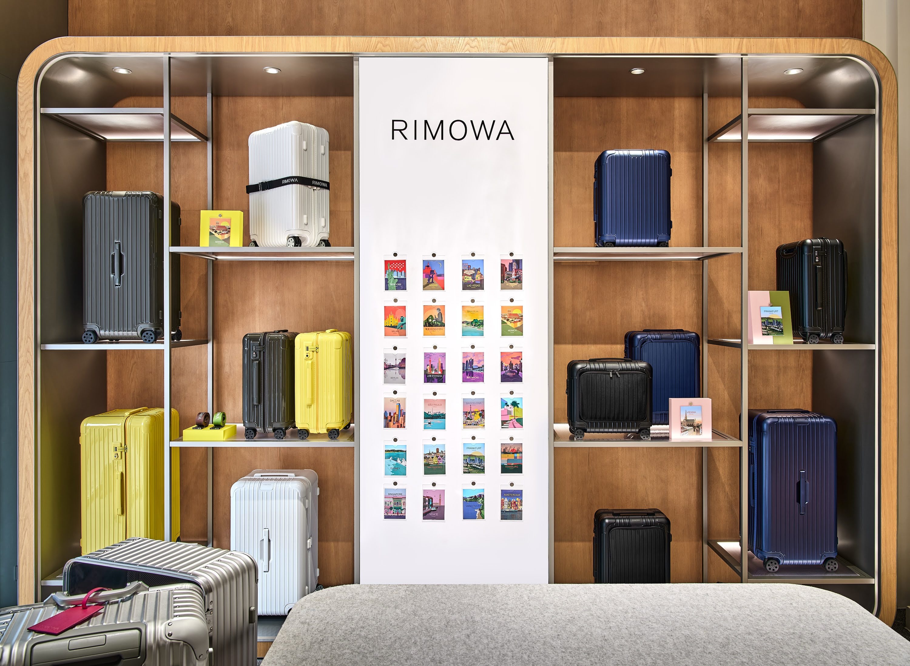 Quoc te Tam Son,  Rimowa anh 2