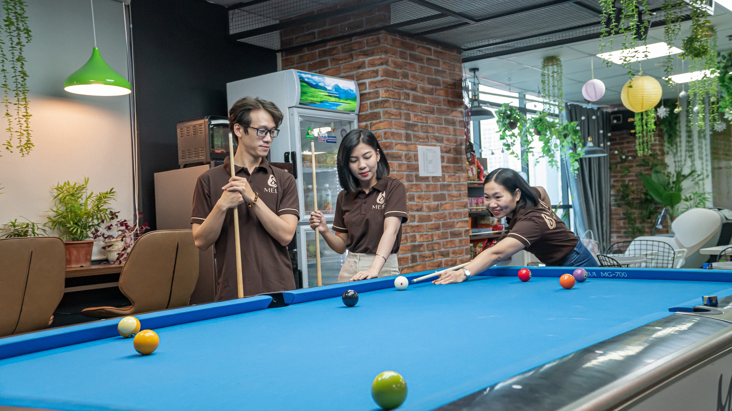 Mela,  my pham anh 4