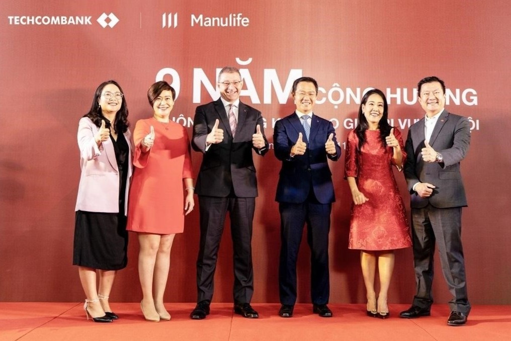 9 nam cong huong, kien tao cac gia tri cua Techcombank va Manulife hinh anh
