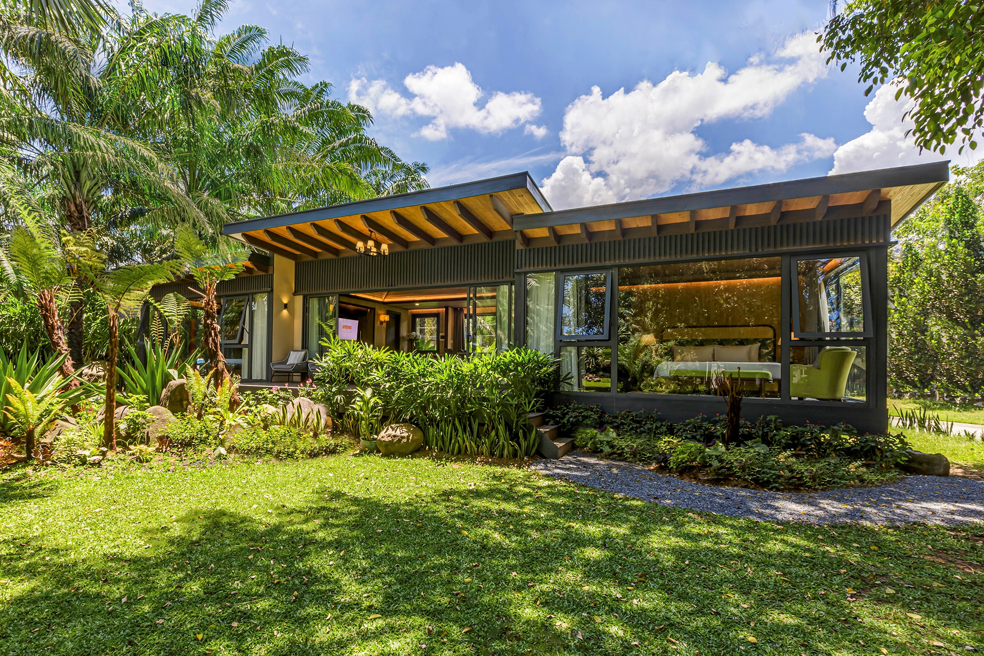 Khong gian song cao cap ket hop giua nha thong minh va nha sinh thai hinh anh