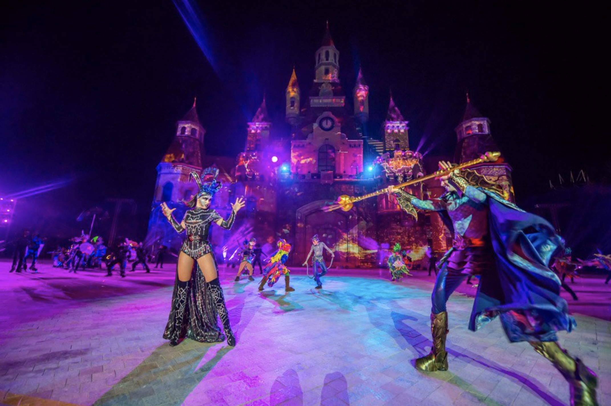 Vinpearl va VinWonders to chuc su kien chao mua le hoi lon nhat nam hinh anh