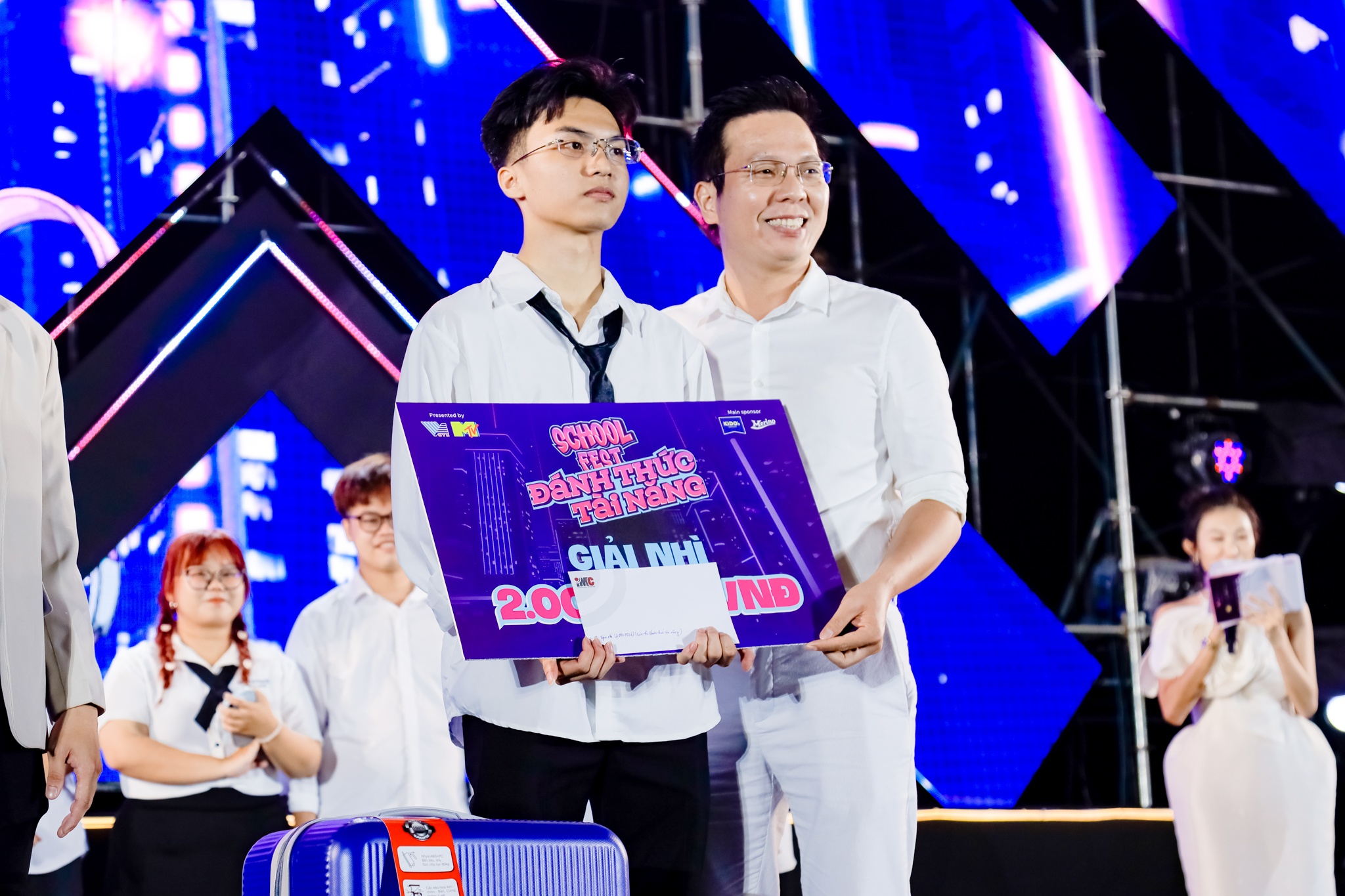 Dan thi sinh trien vong cua cuoc thi am nhac 'Danh thuc tai nang' hinh anh