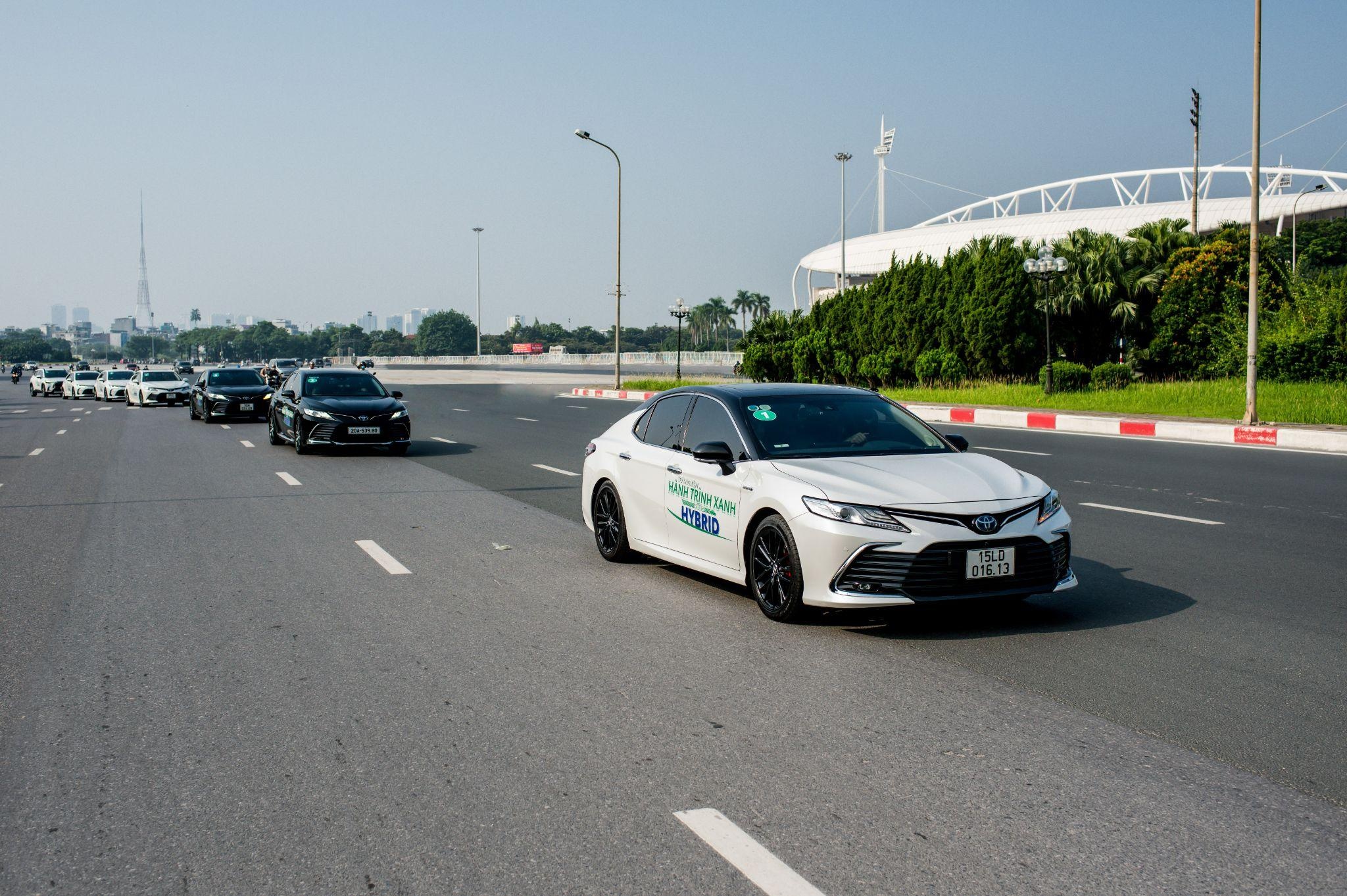 xe hybrid,  Toyota anh 1