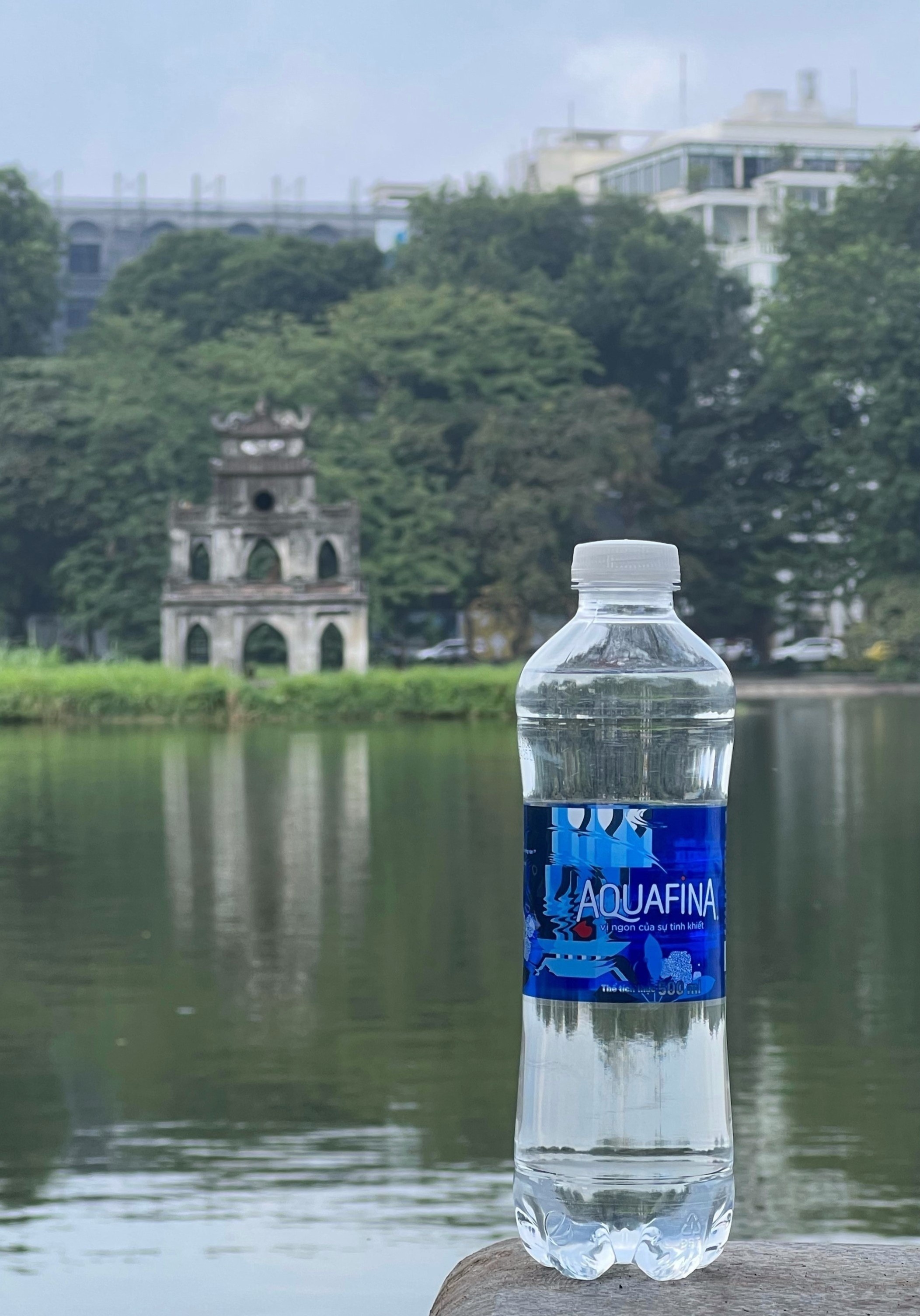 Tuan le thoi trang Aquafina anh 4