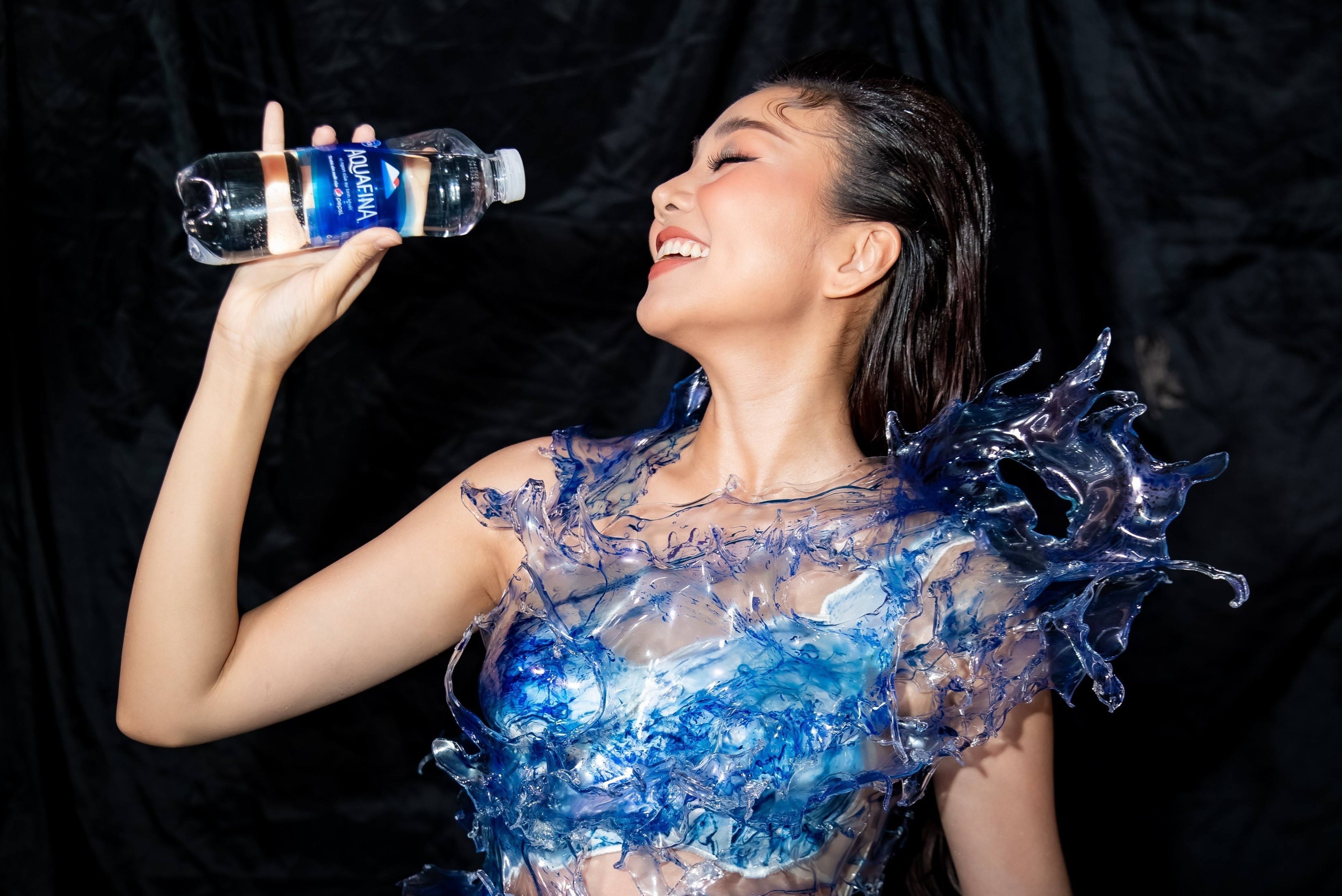 Aquafina VIFW 2022 lan toa gia tri thoi trang ben vung tai Viet Nam hinh anh