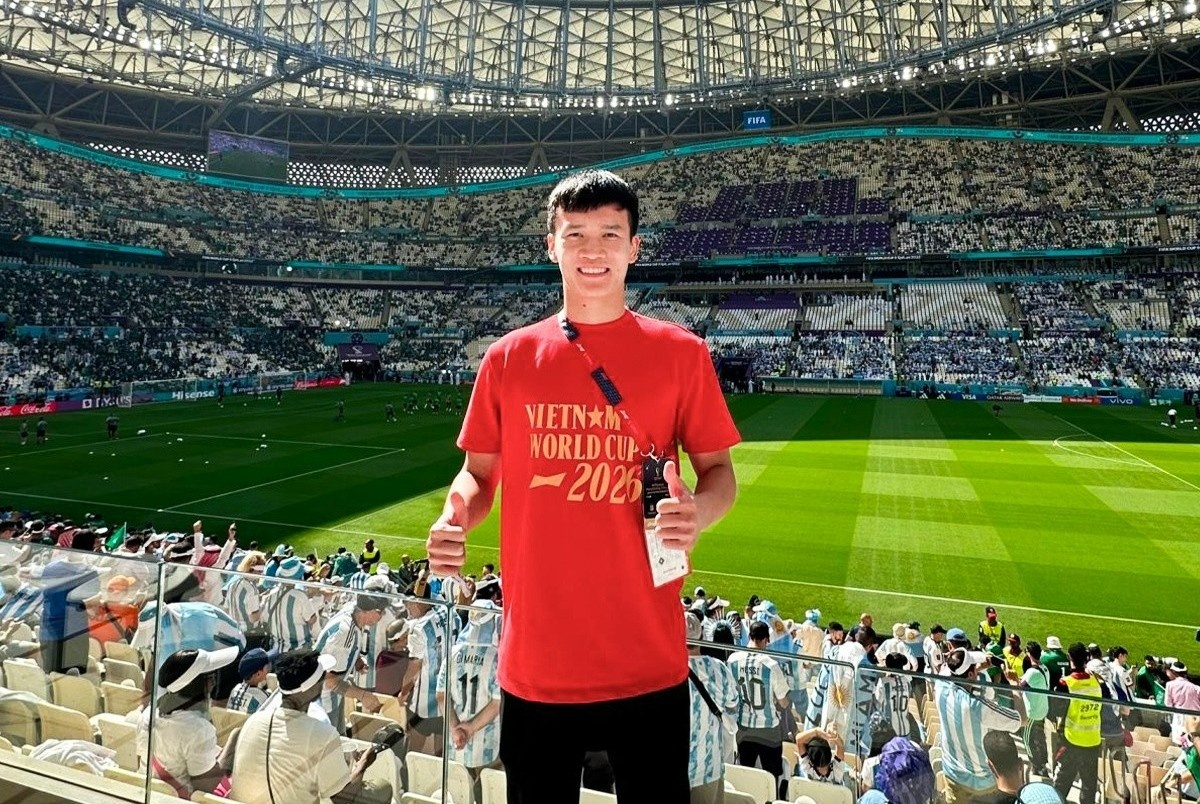 Hoang Duc hien thuc hoa ‘giac mo den World Cup’ cung Budweiser hinh anh