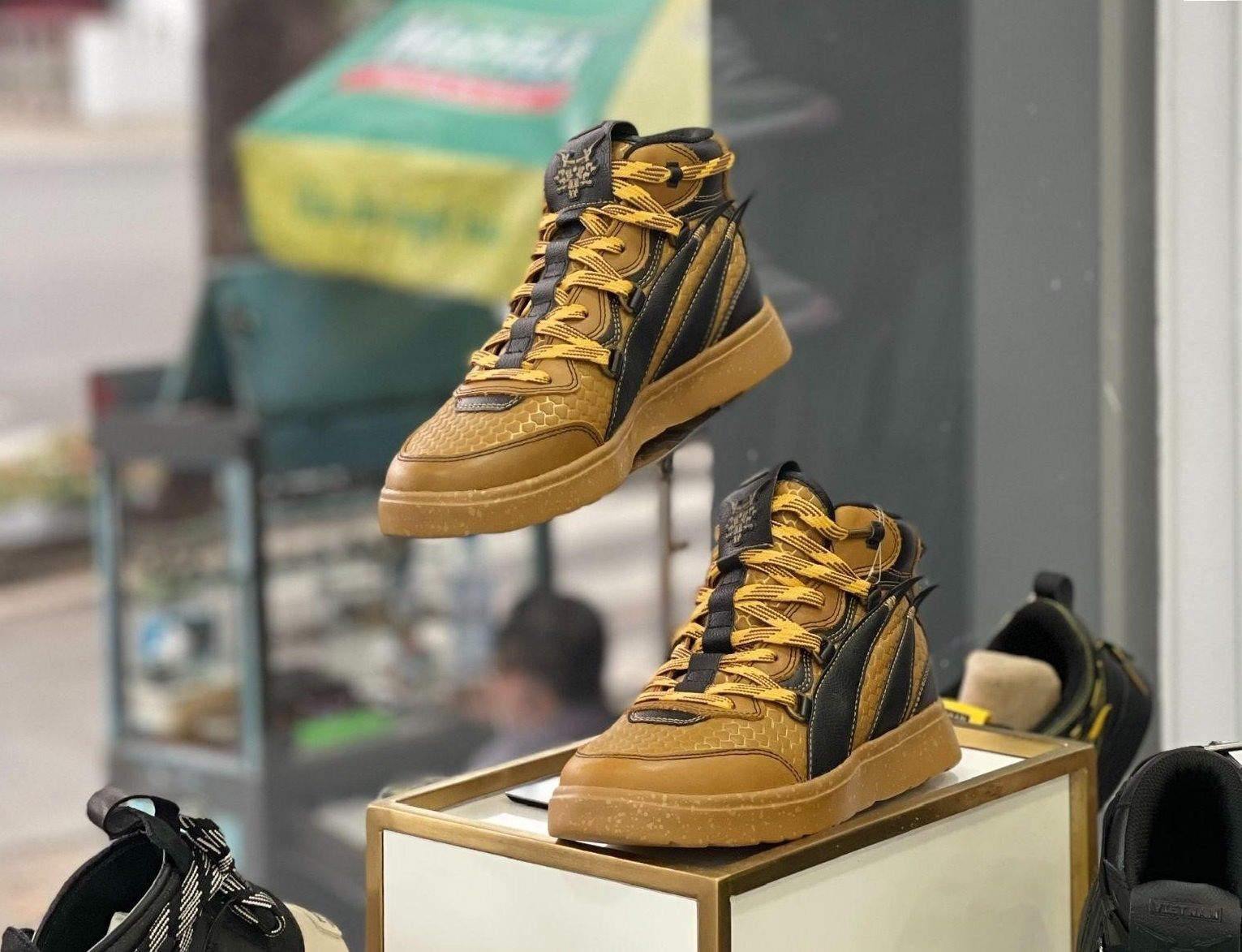 Biti’s Hunter uu dai 'mua 1 tang 1' cho Hunter fan hinh anh