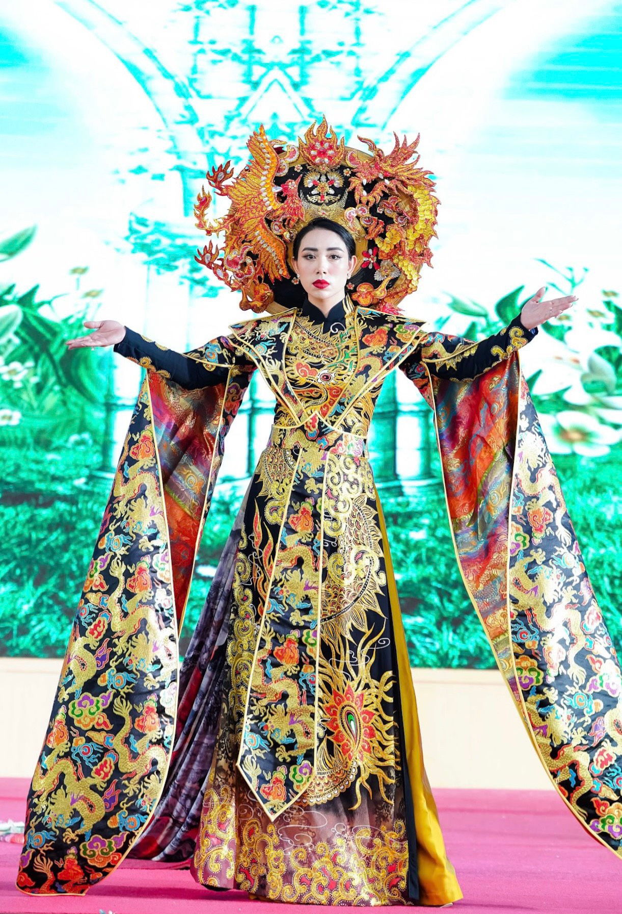 Long phụng trình tường ảnh 1 Long phung trinh tuong anh 1