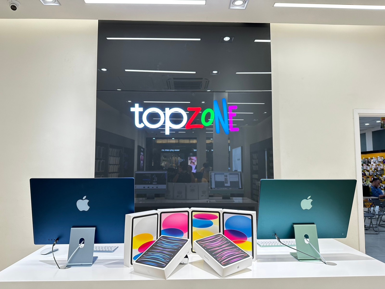 TopZone anh 1
