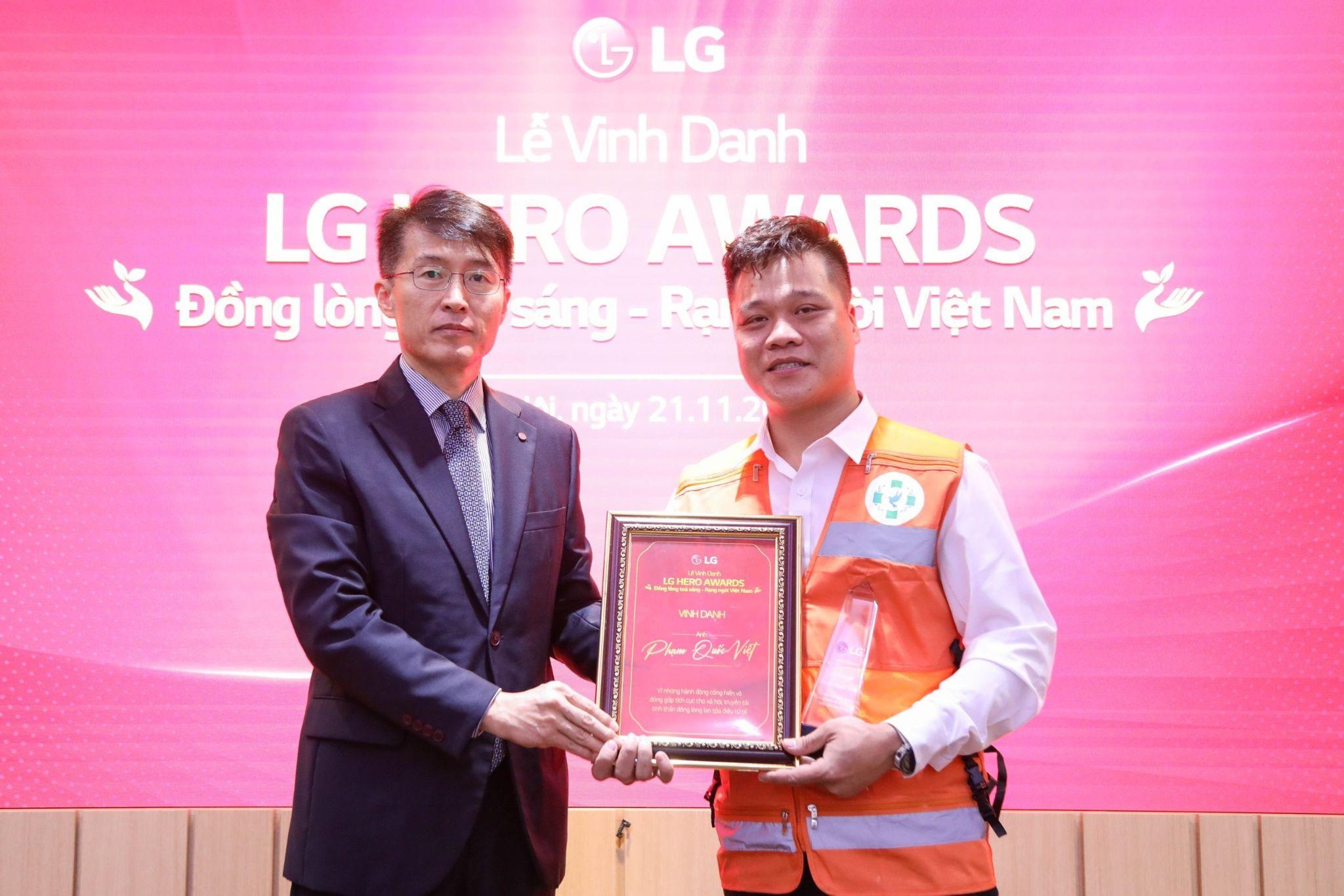LG tang 100 trieu dong cho doi truong cuu nan mien phi 9.000 nguoi hinh anh