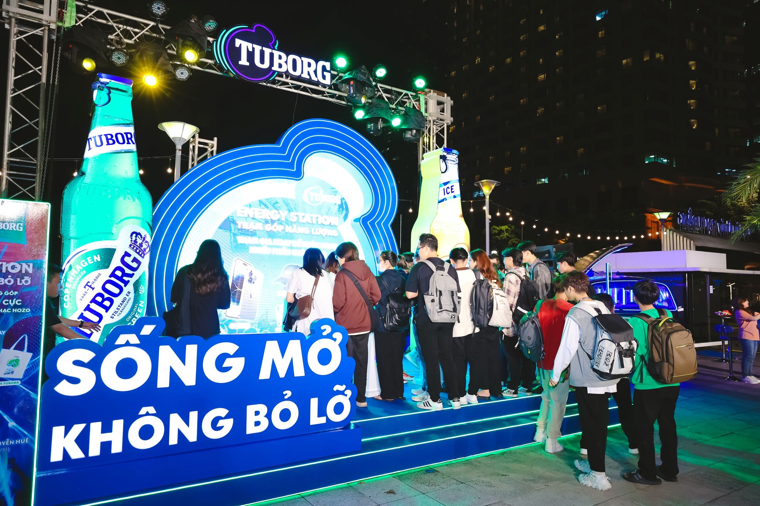 Bia Tuborg anh 2