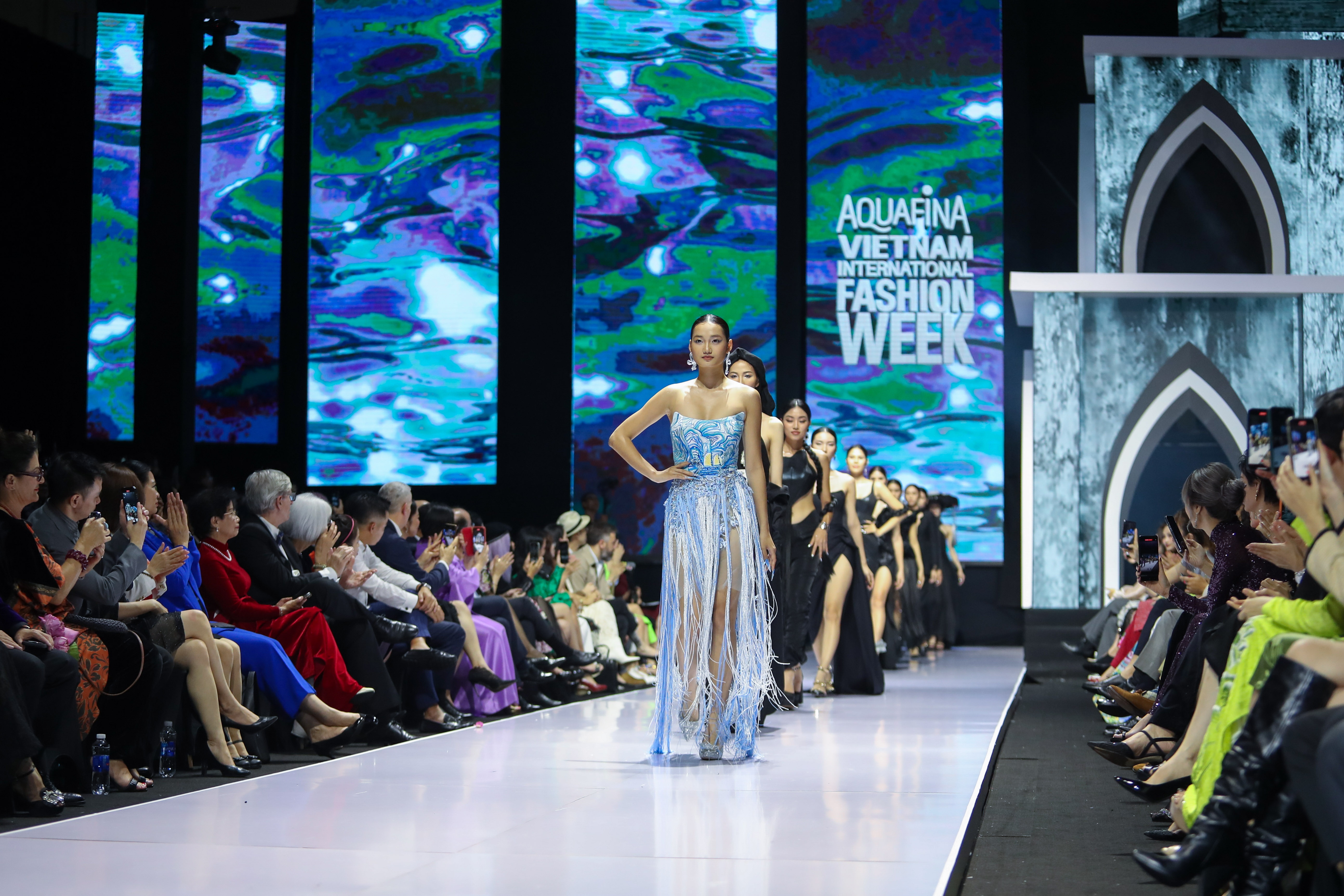 Aquafina VIFW 2022 anh 17