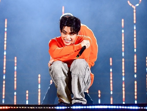 Mono va Jack hut hon 24 trieu luot xem FWD Music Tour truc tuyen hinh anh