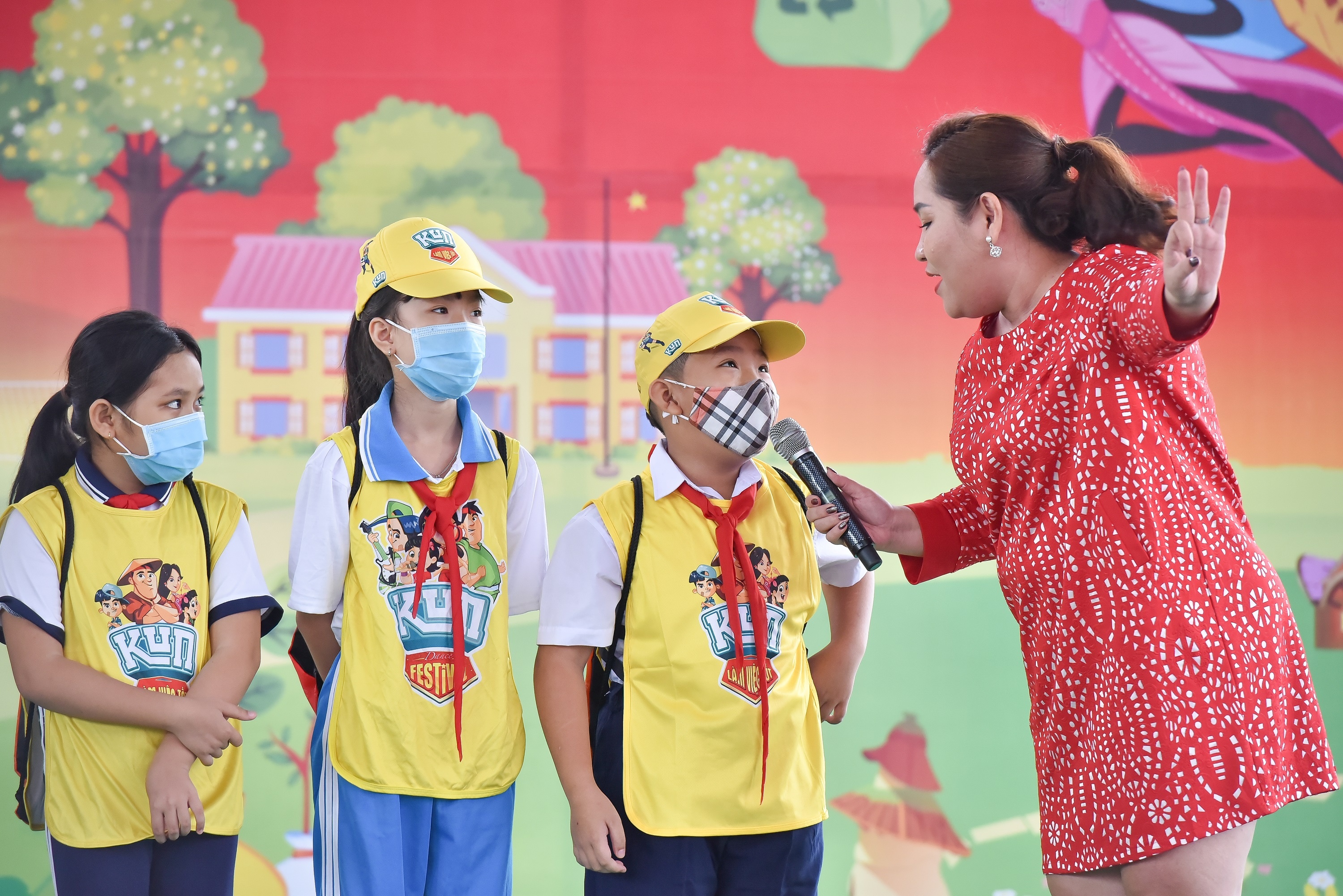 Kun lam viec tot,  TS To Nhi A anh 4