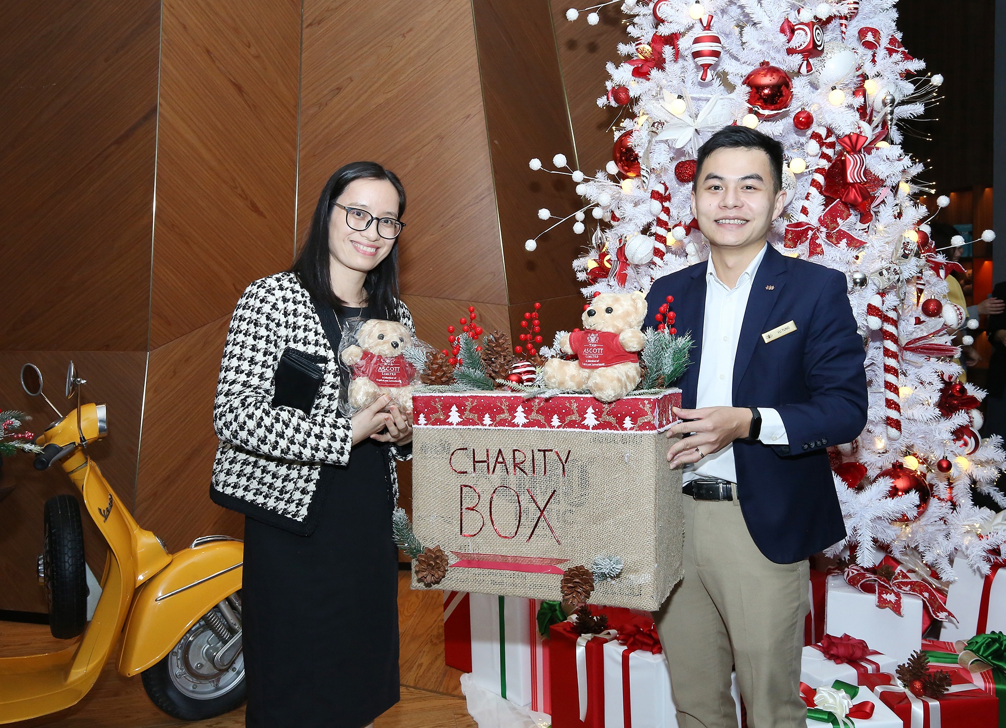 Khong khi mua Giang sinh dau tien tai Citadines Marina Halong hinh anh