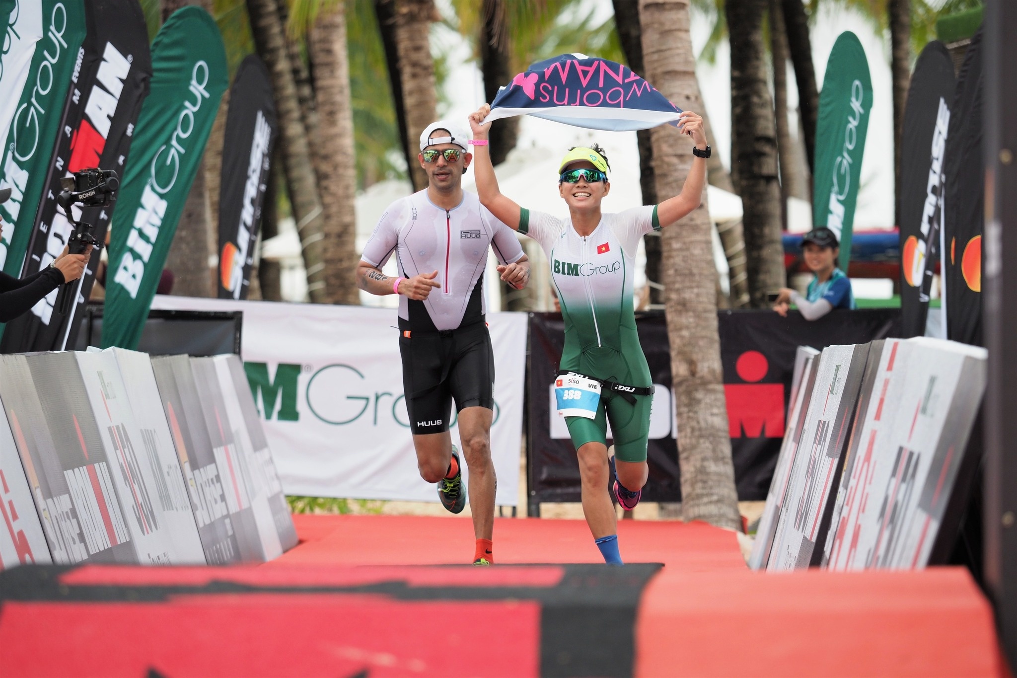 dao ngoc,  du lich anh 2