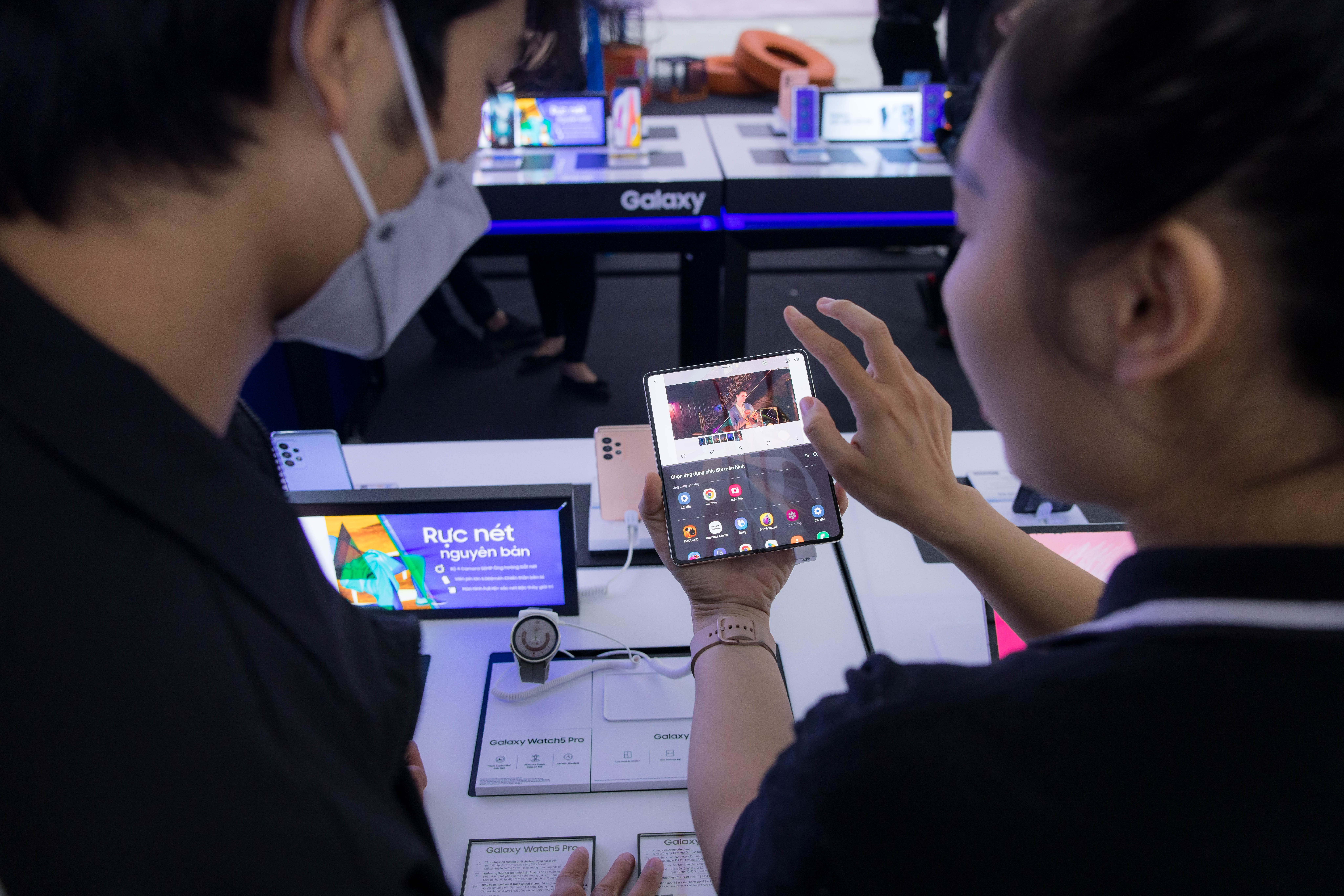 Samsung Galaxy A series anh 11