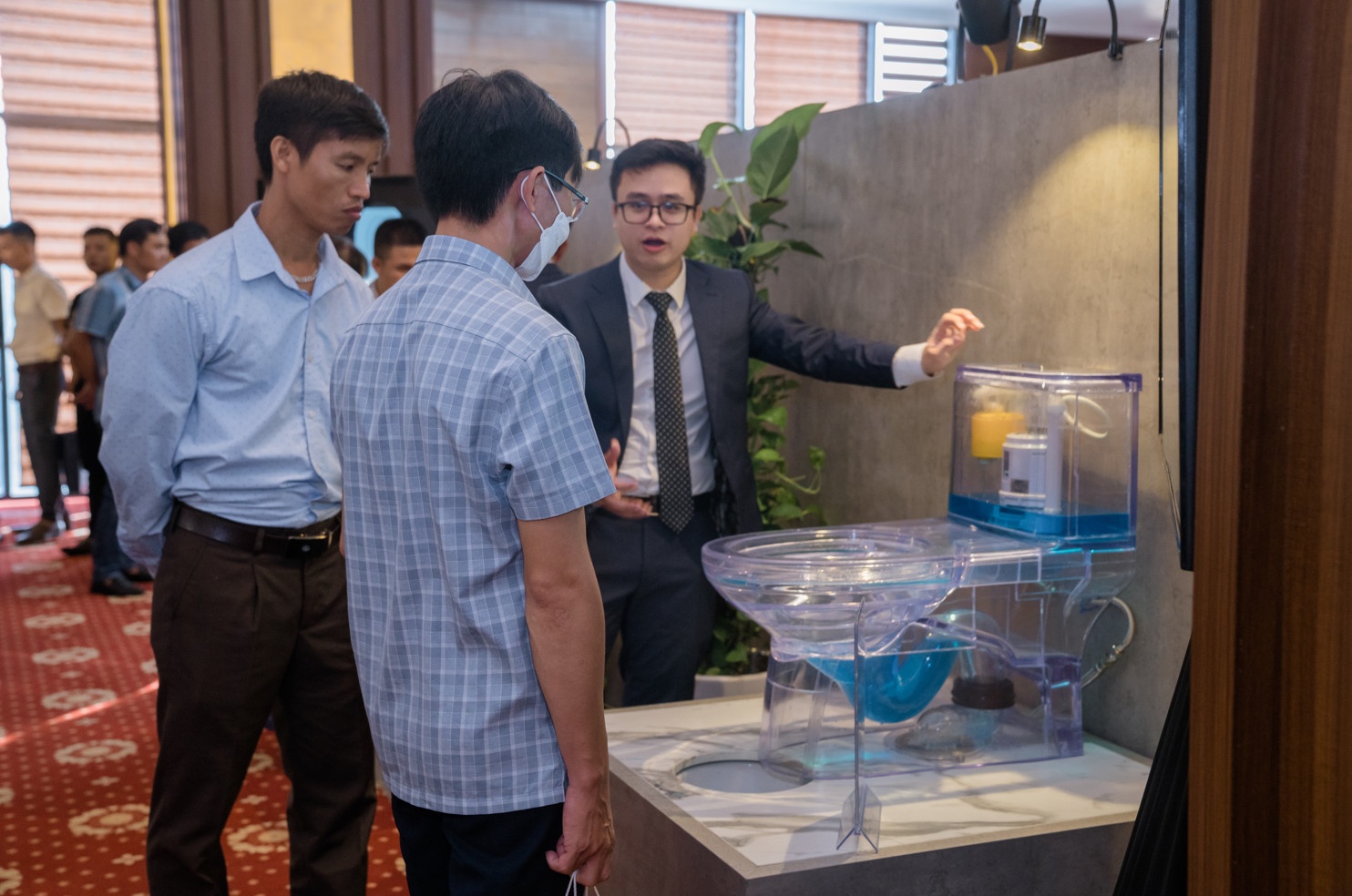 Viglacera ra mat cong dong danh rieng cho nha thau Viet hinh anh