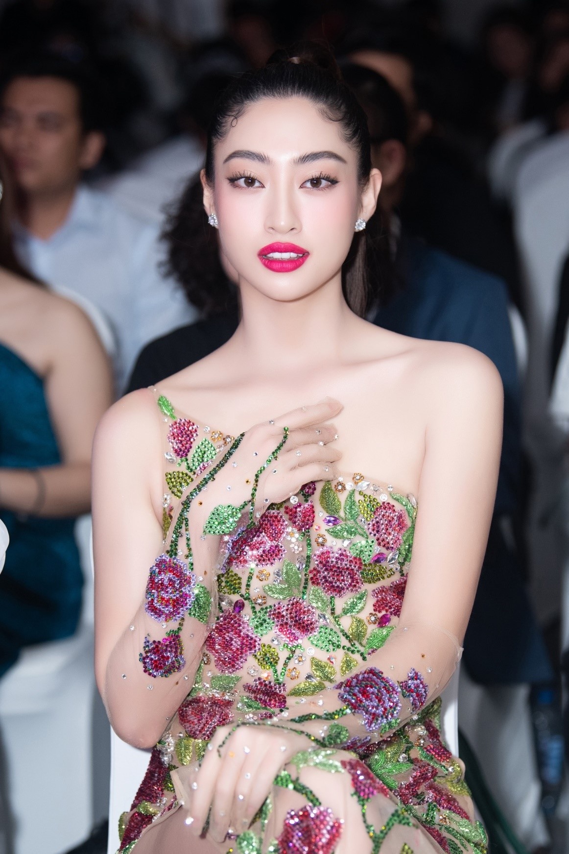 Hoa hau Viet Nam anh 2