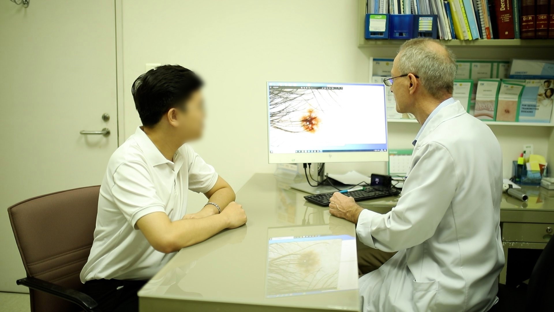 Benh vien FV,  Guillaume Orieux anh 1