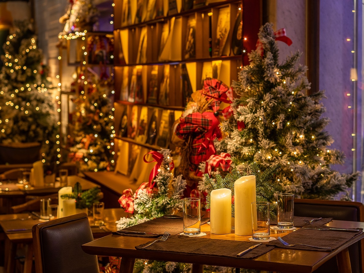 GEM Center - diem den an tuong mua le hoi cuoi nam hinh anh