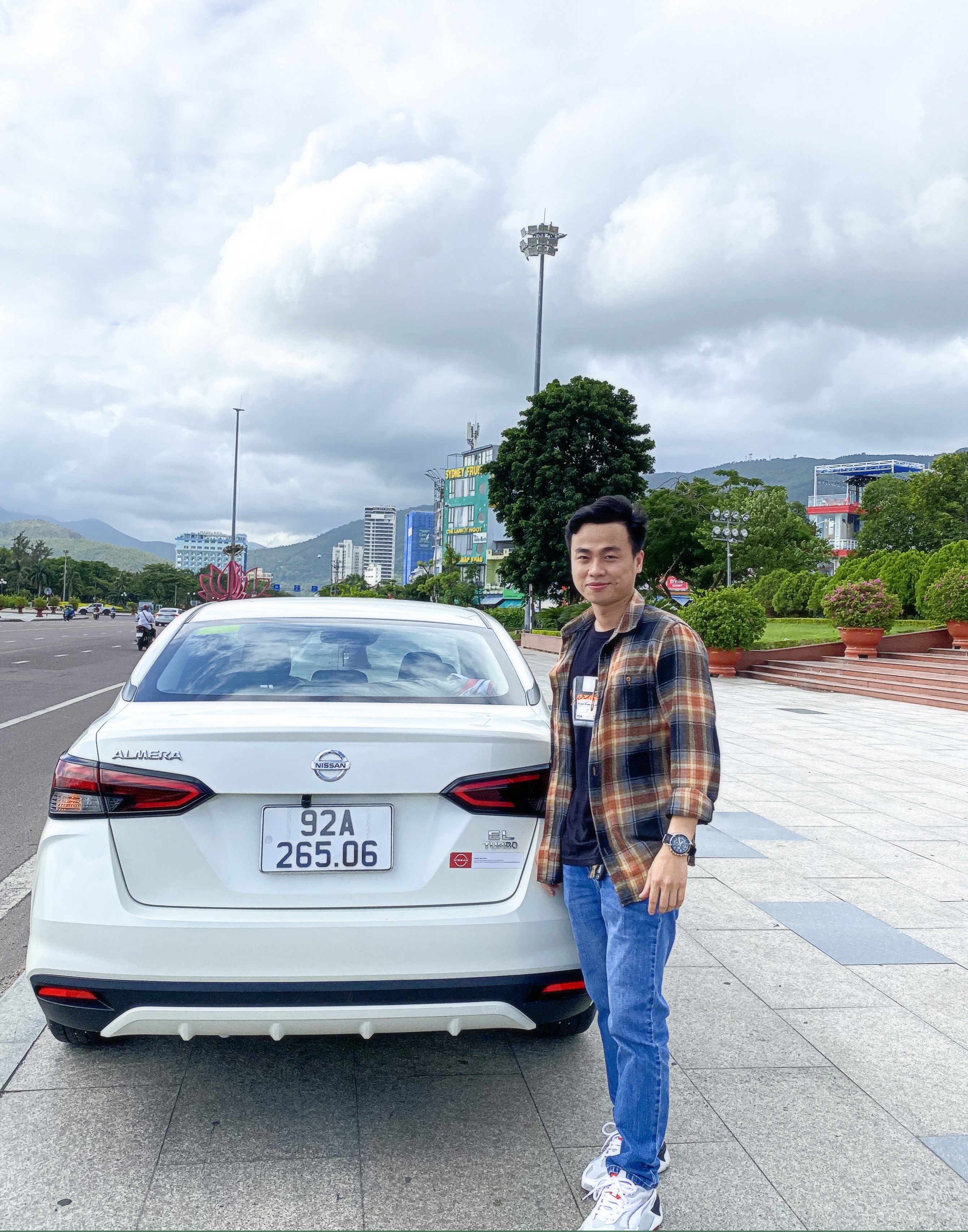 sedan hạng B ảnh 2 sedan hang B anh 2