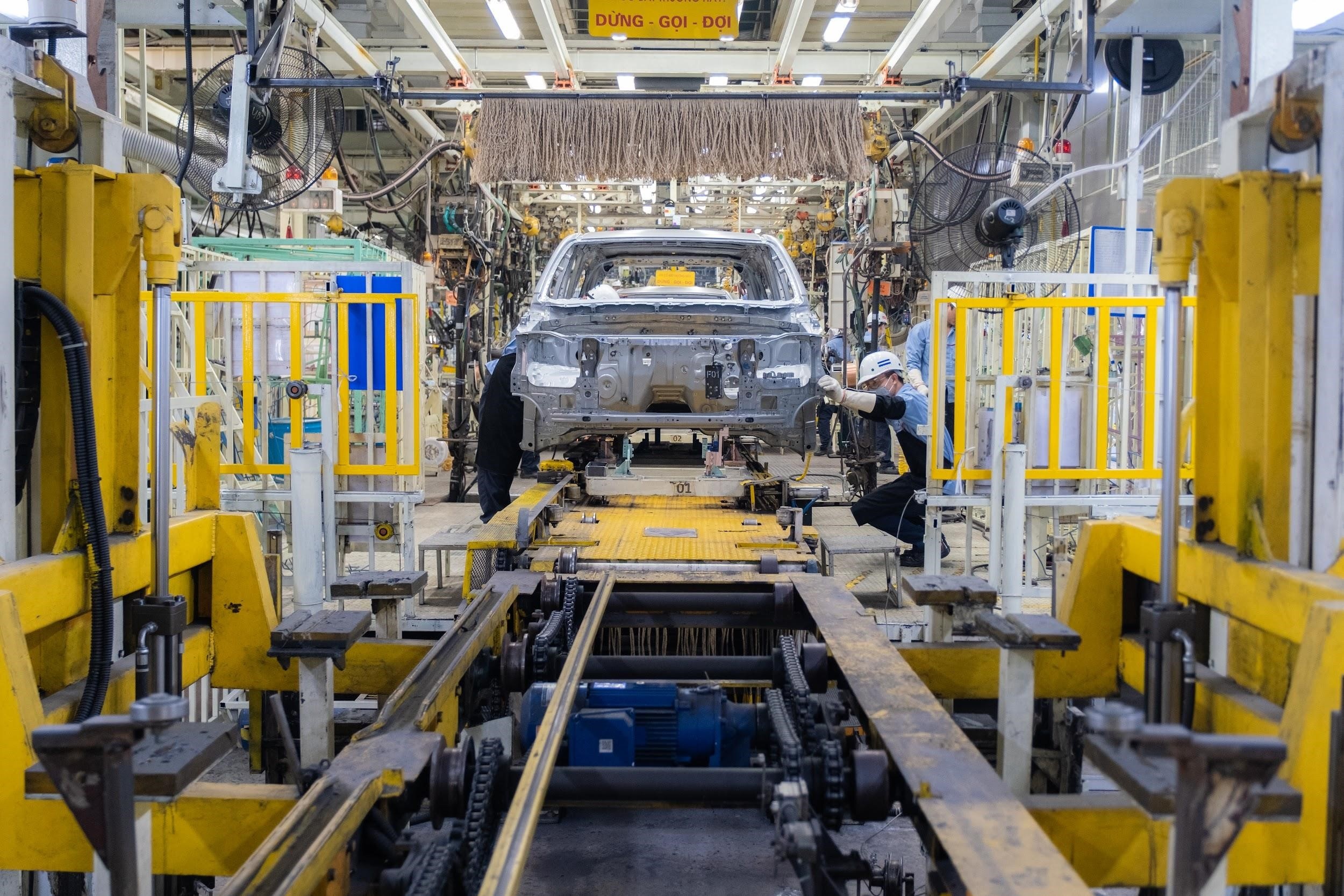 Hoc bong Toyota anh 1