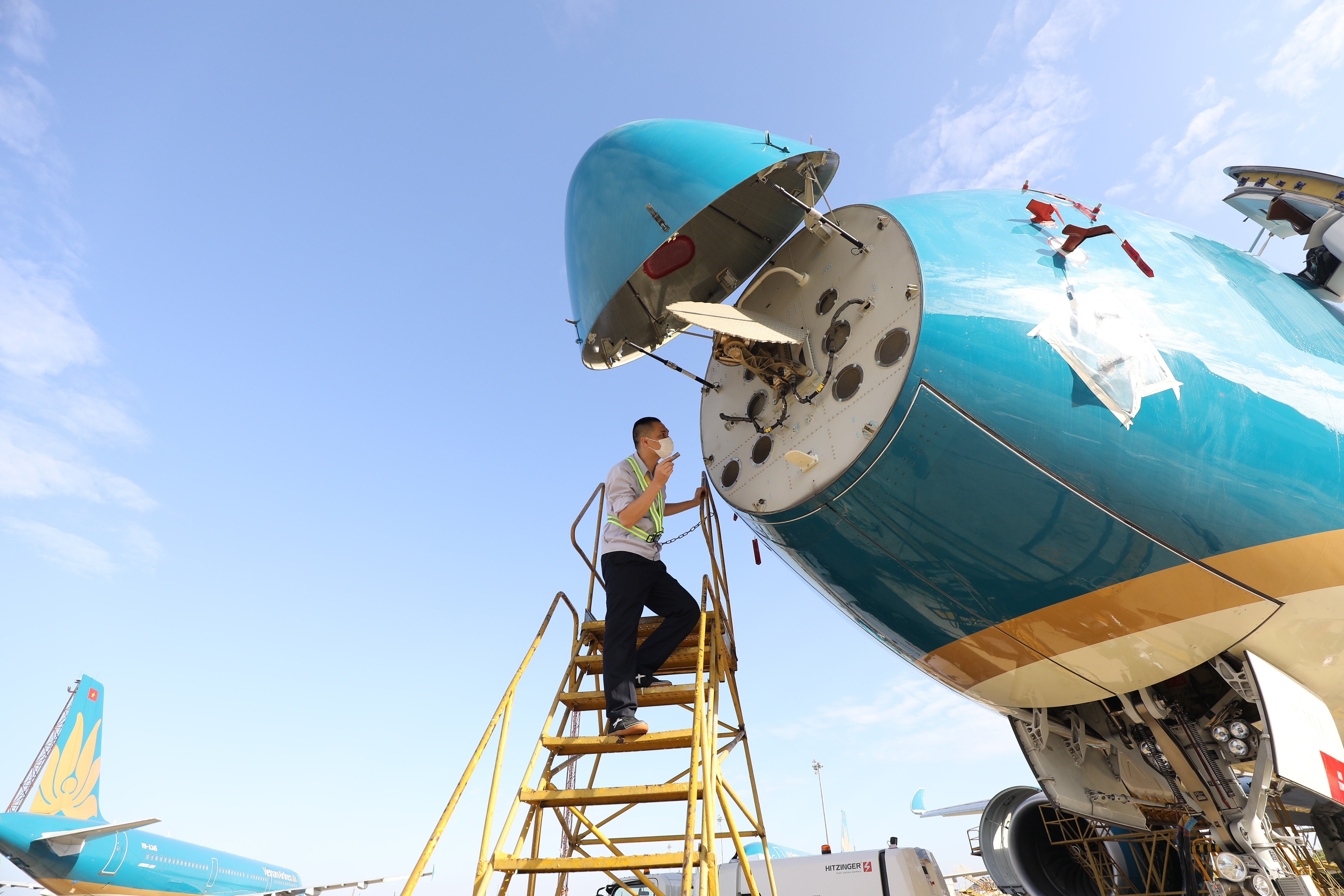 Vietnam Airlines chuyen doi so voi phan mem quan ly va bao duong hinh anh