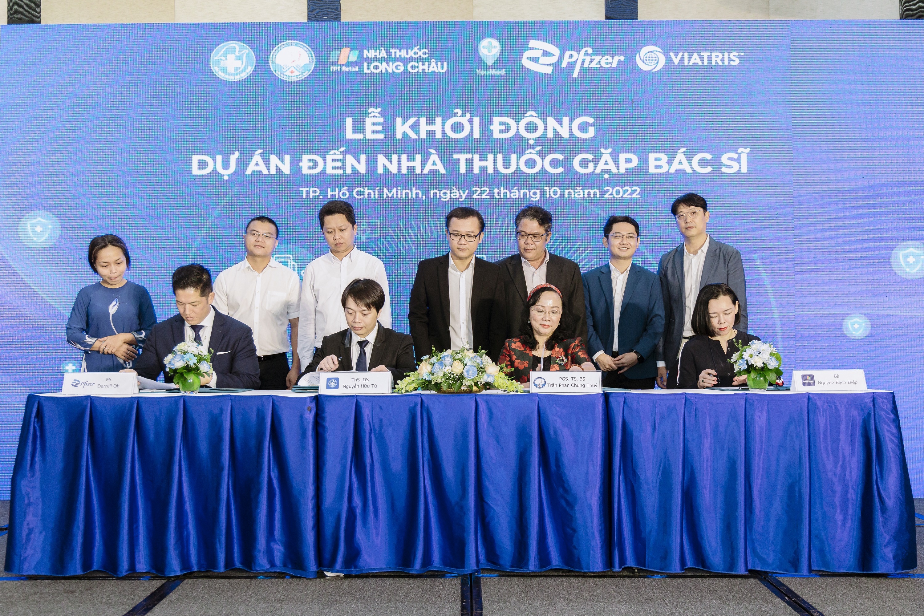 FPT Long Chau,  1.000 nha thuoc anh 7