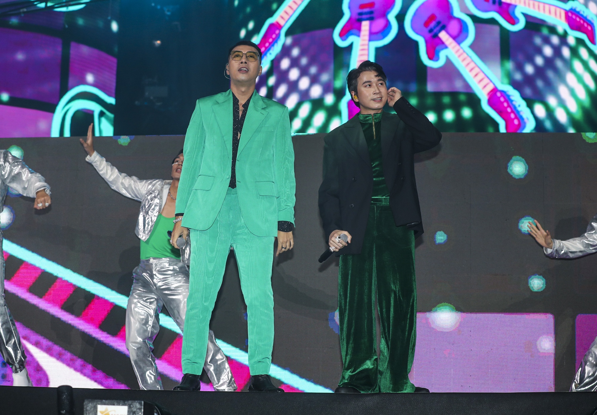 Heineken,  Karik anh 11