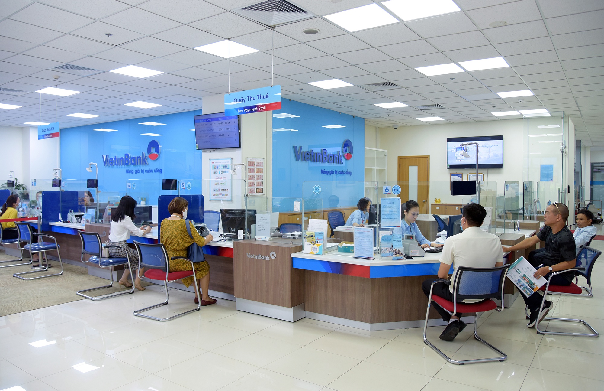 Hoan tien, mien phi ship voi the MasterCard Platinum VietinBank Sendo hinh anh