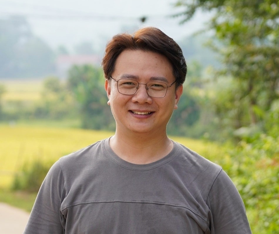 sang tao noi dung,  mang xa hoi anh 4