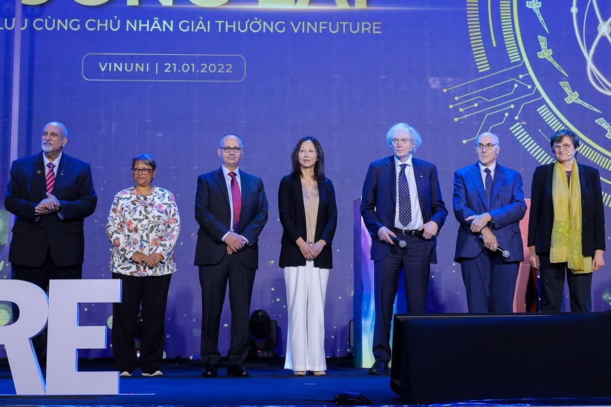 Cac nha khoa hoc tam co hoi tu o Tuan le Khoa hoc Cong nghe VinFuture hinh anh