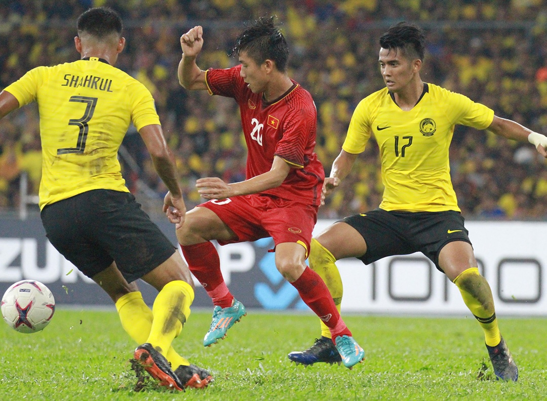 Doc vi doi thu cua DT Viet Nam tai AFF Mitsubishi Electric Cup 2022 hinh anh